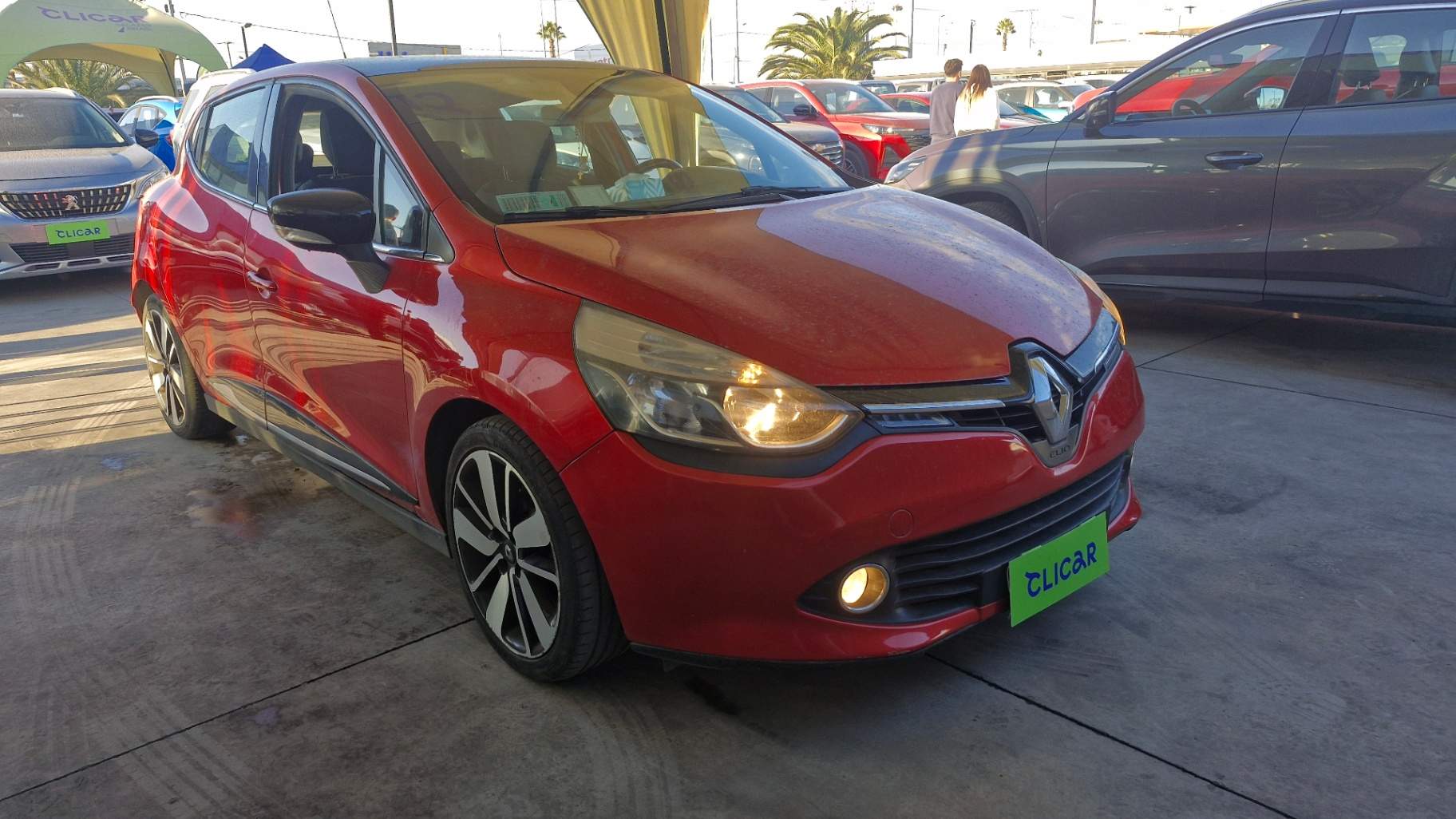 RENAULT