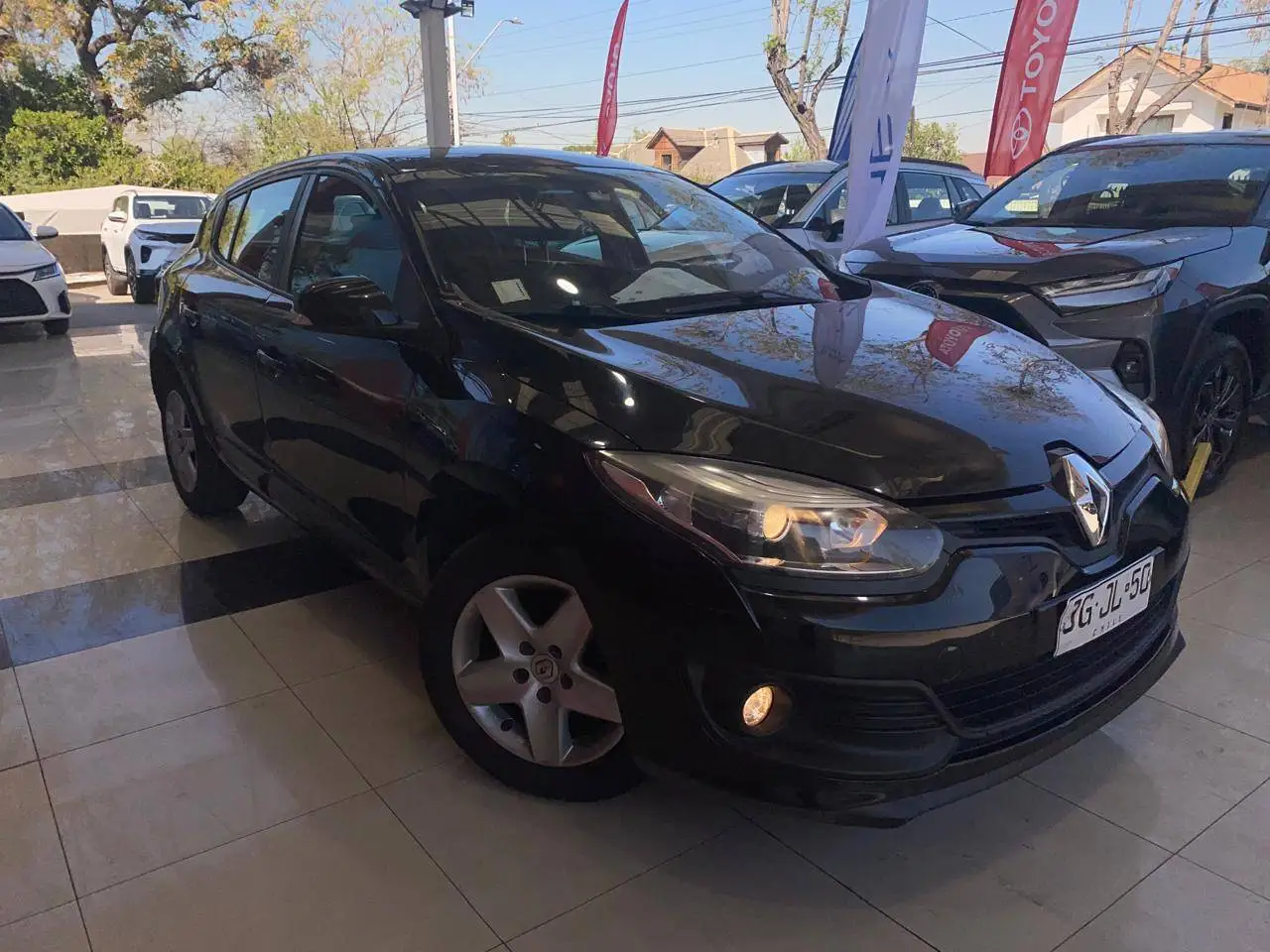 RENAULT