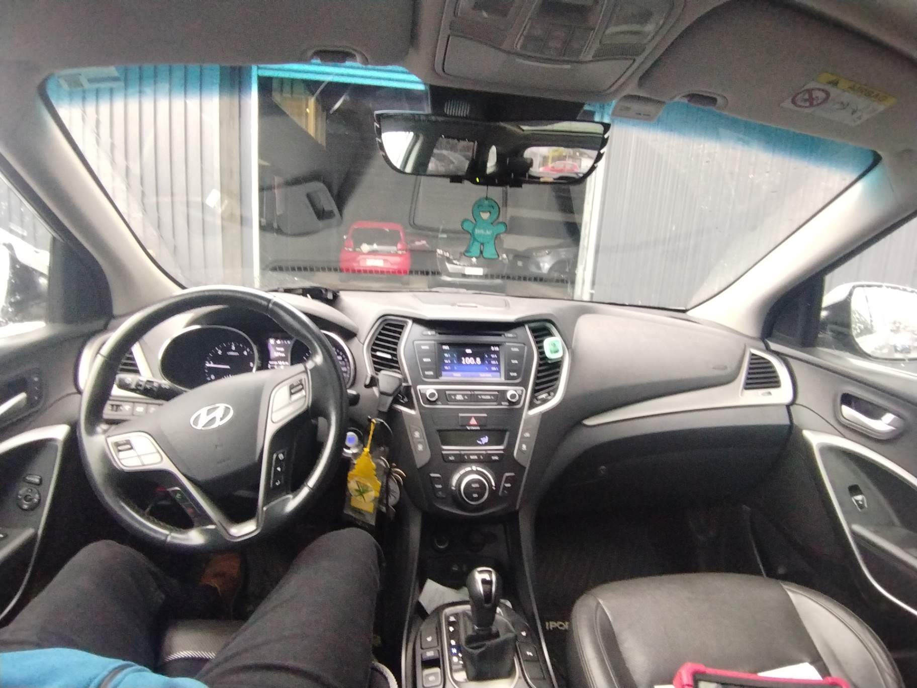 HYUNDAI - 2