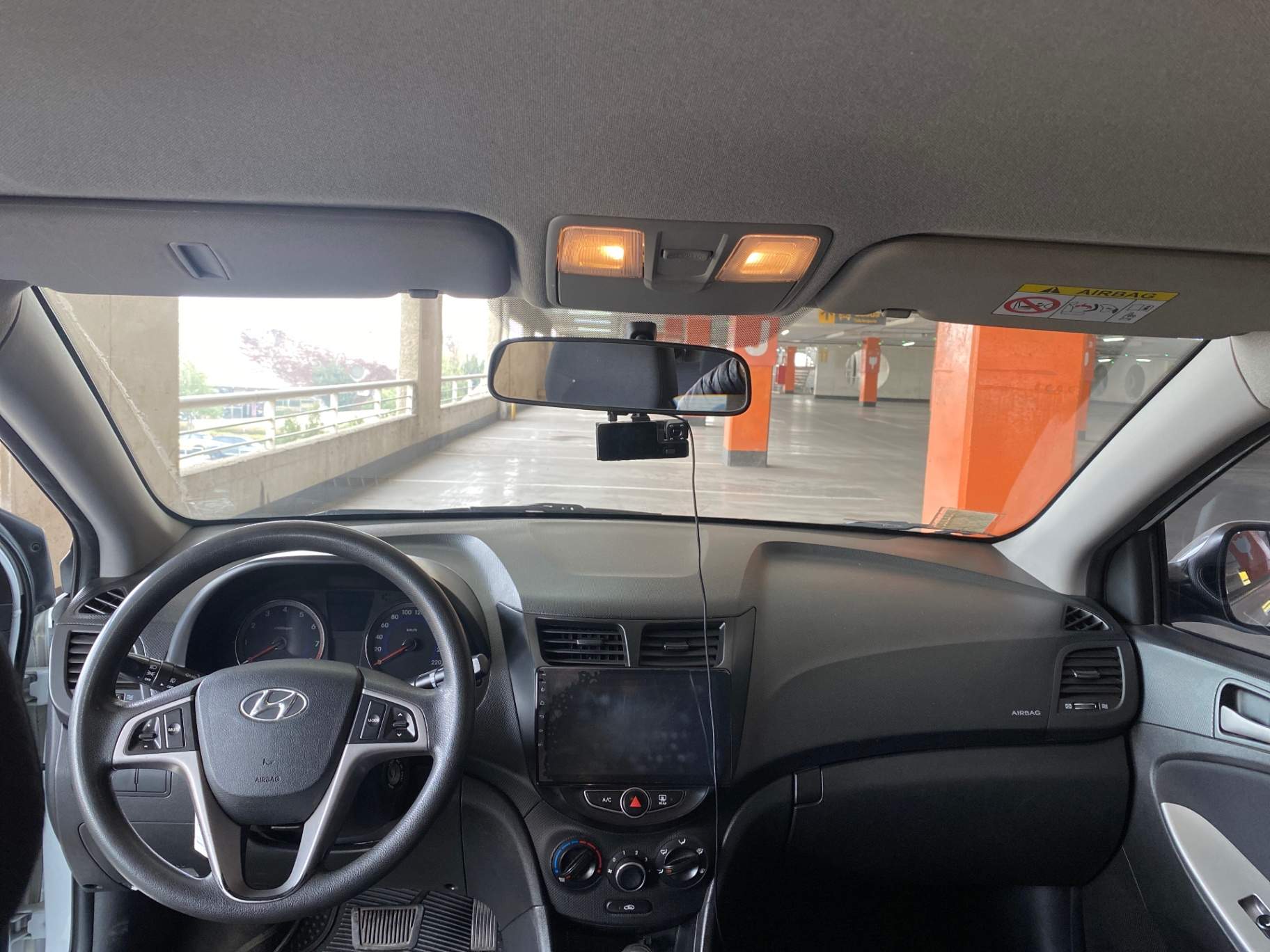 HYUNDAI - 2
