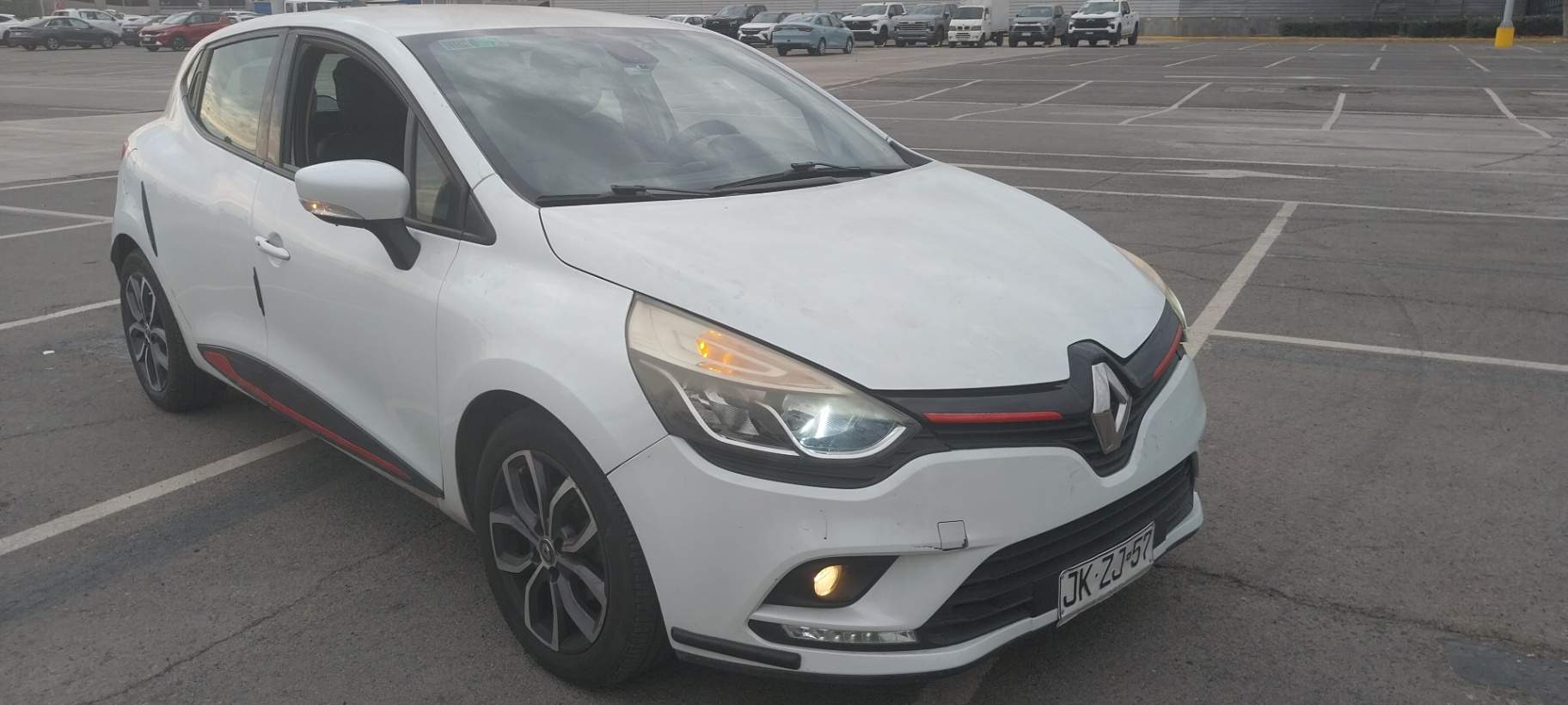 RENAULT