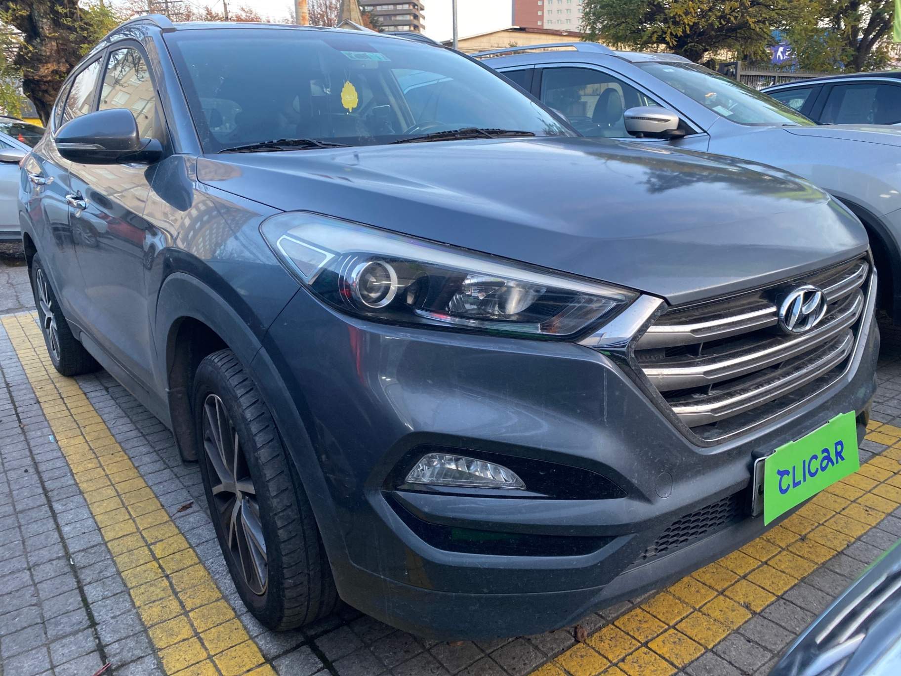 HYUNDAI