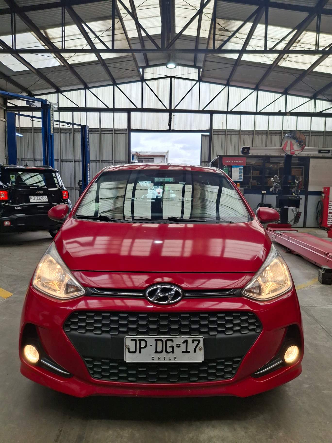 HYUNDAI - 1
