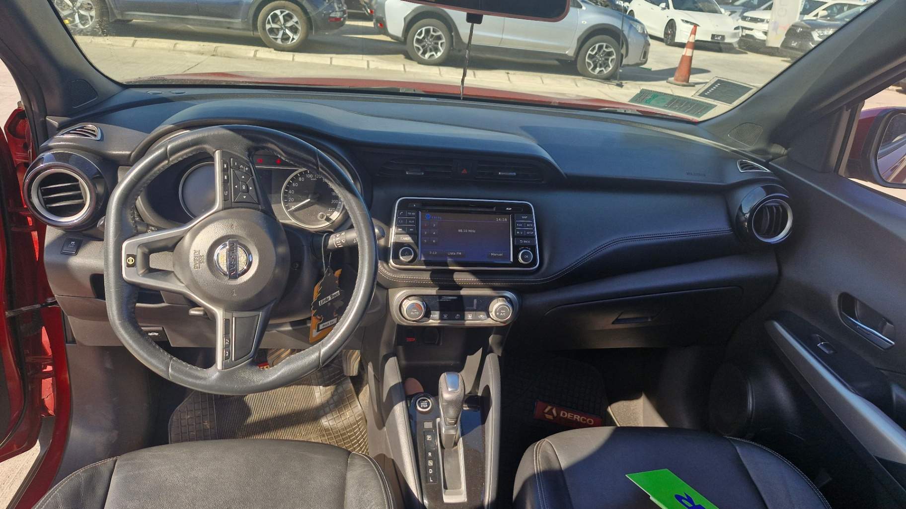 NISSAN - 2