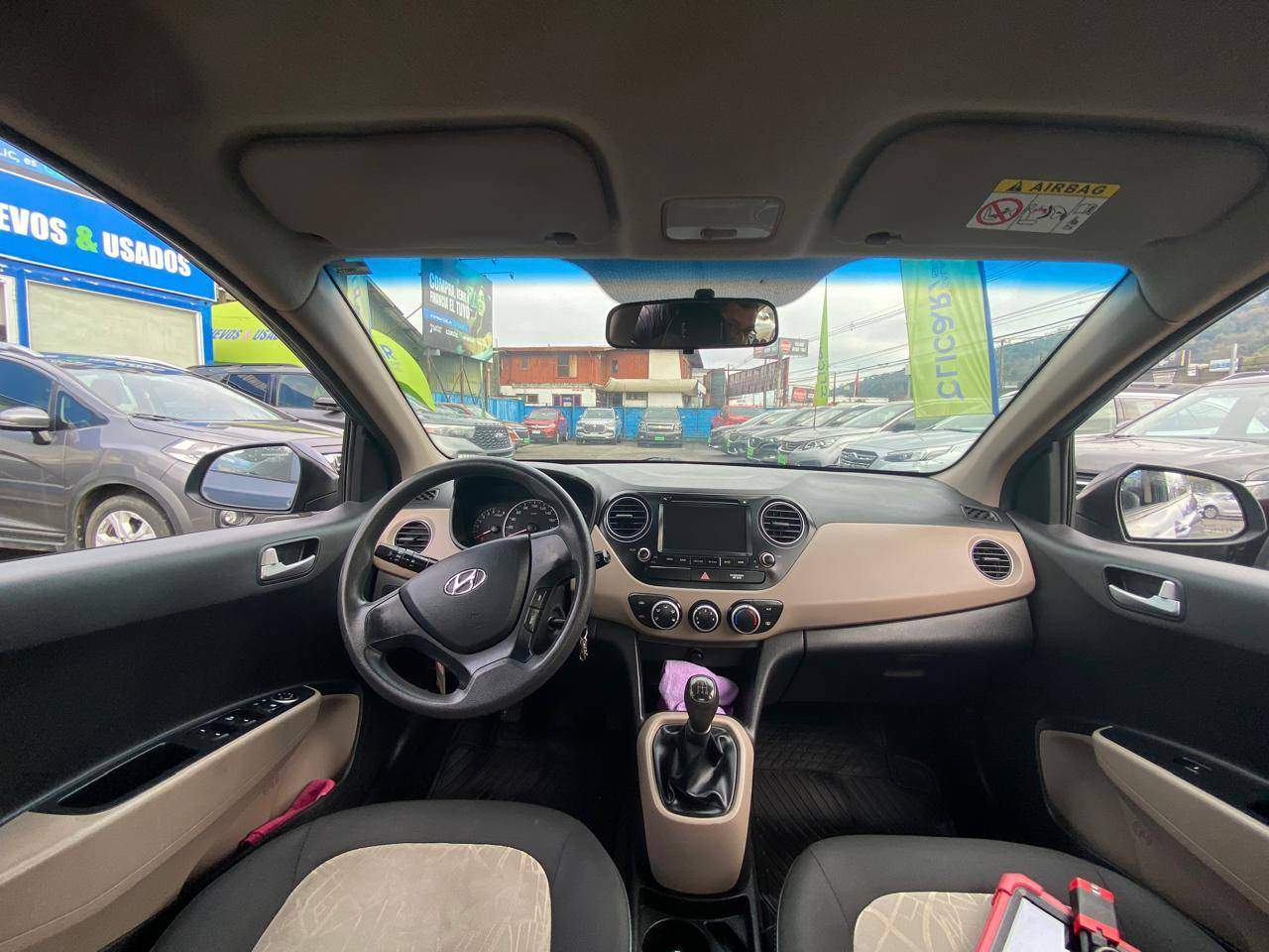 HYUNDAI - 2