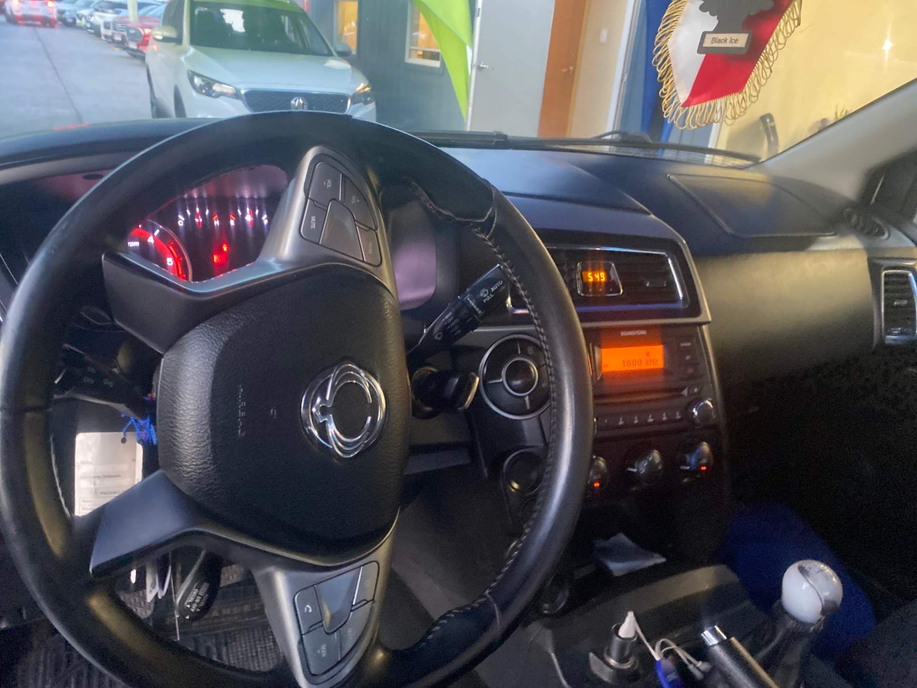 SSANGYONG - 2