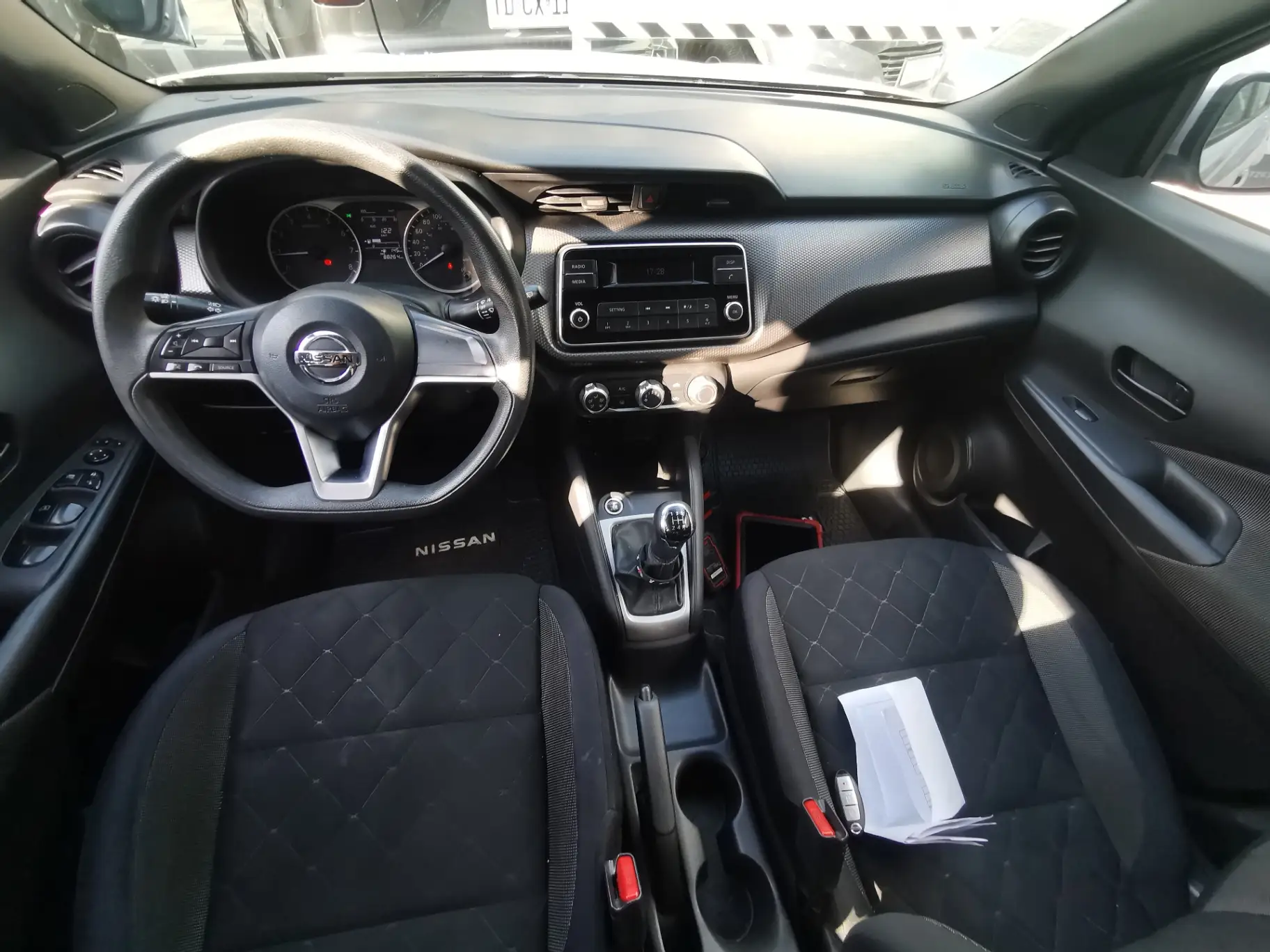 NISSAN - 2
