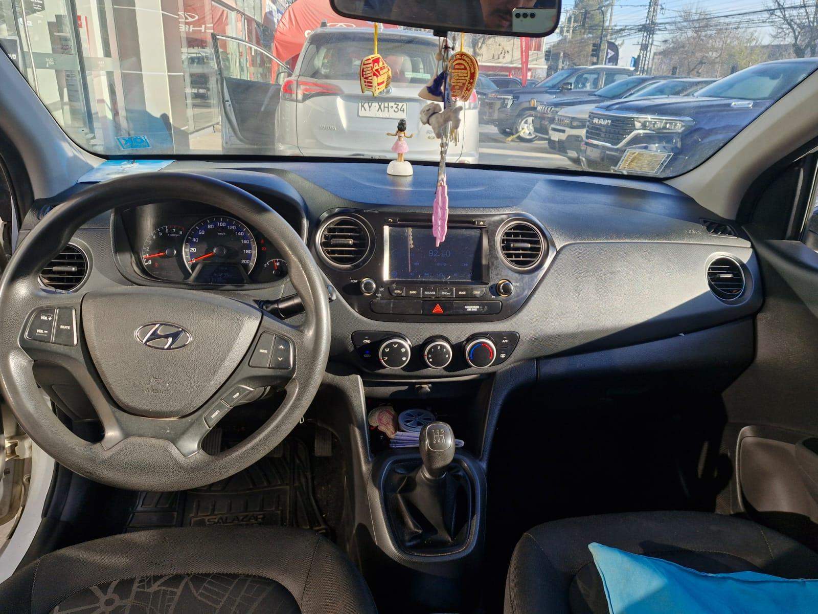 HYUNDAI - 2