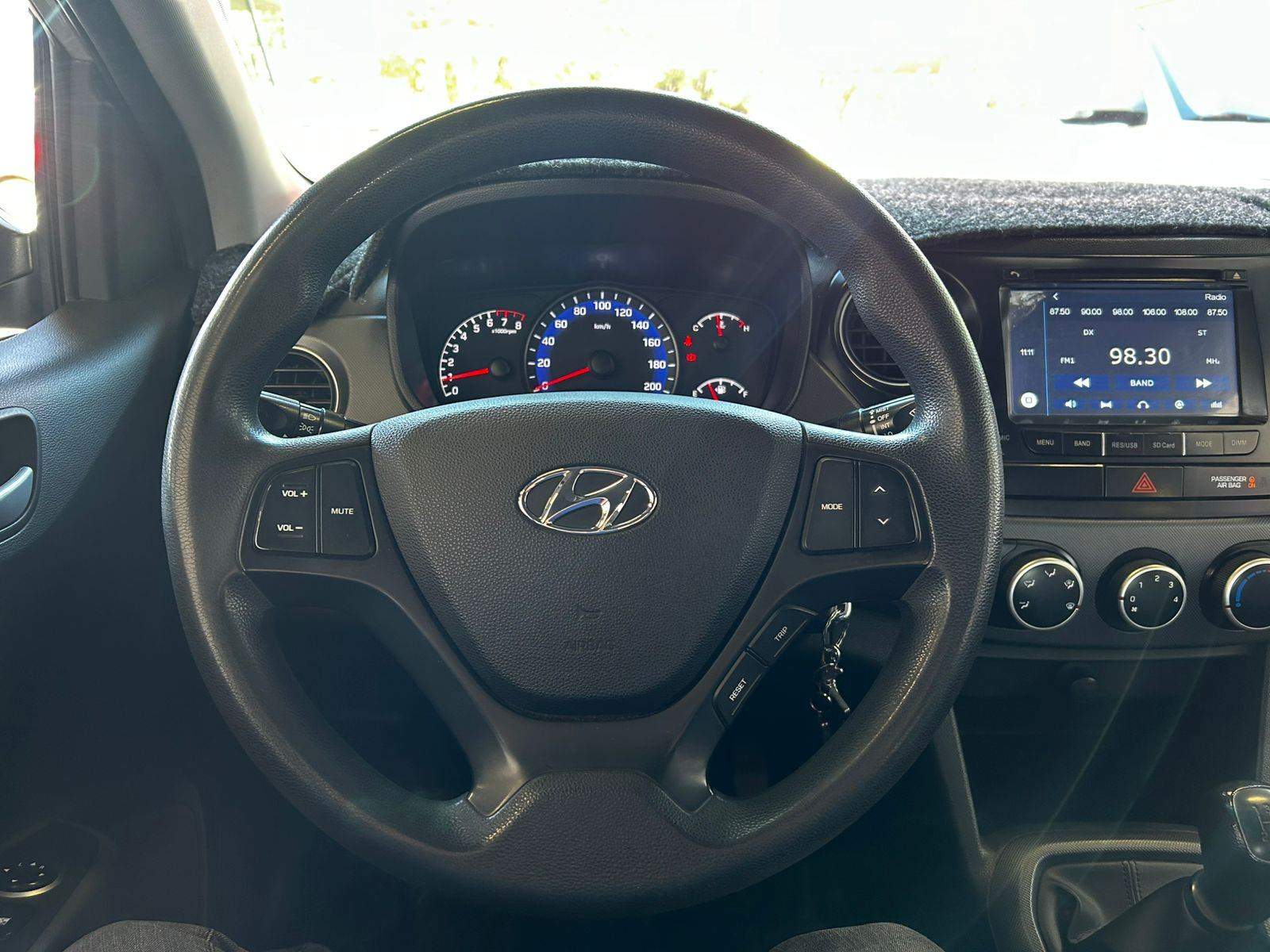 HYUNDAI - 2
