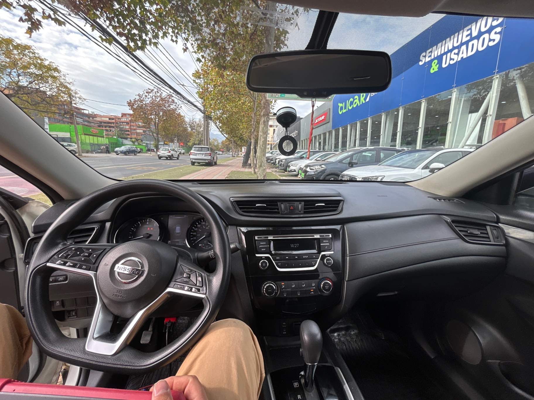 NISSAN - 2