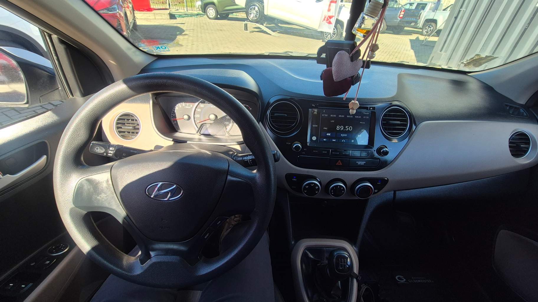 HYUNDAI - 2