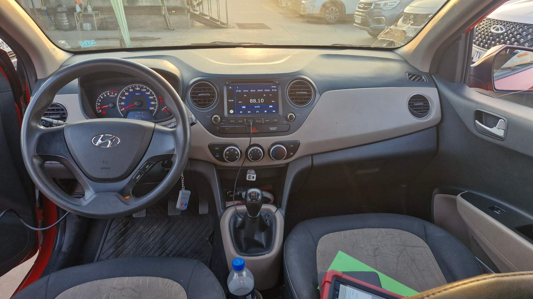 HYUNDAI - 2