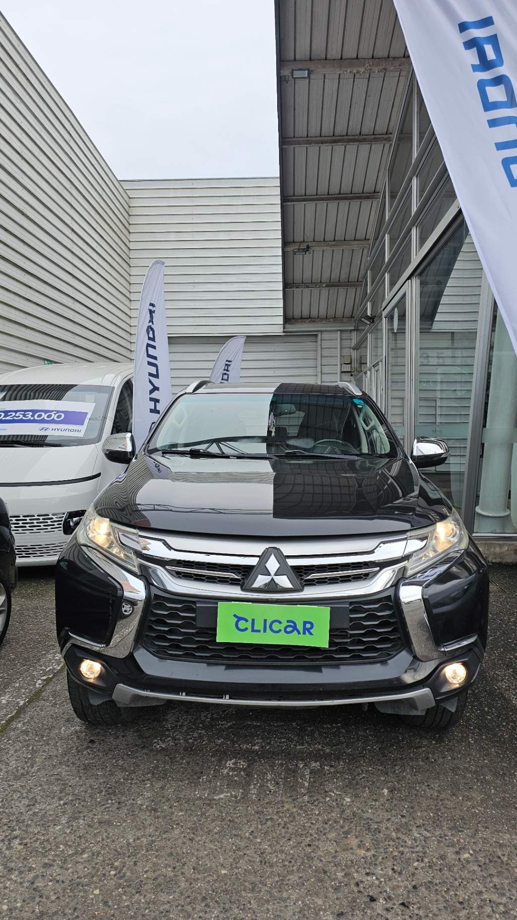 MITSUBISHI - 1