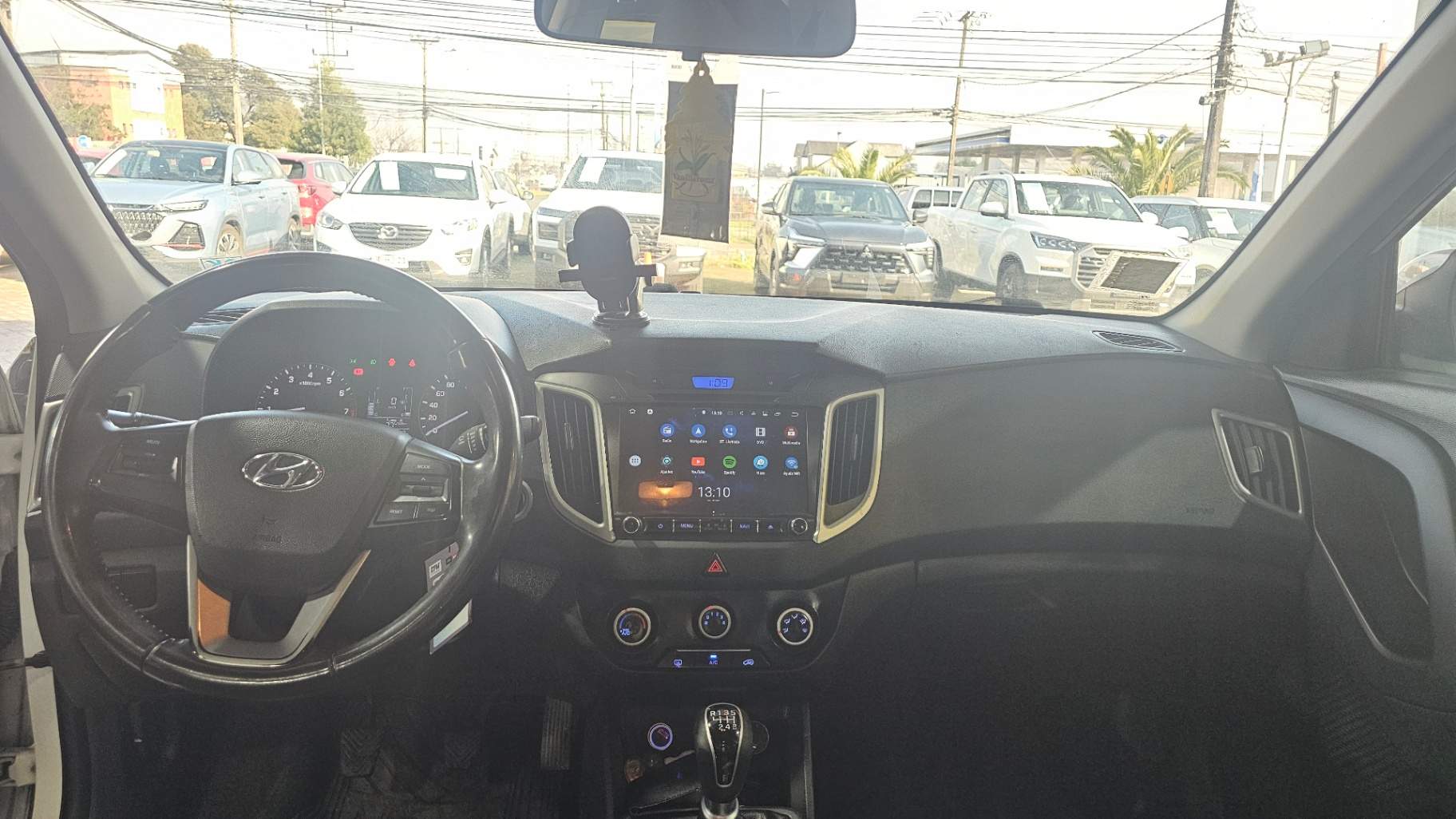 HYUNDAI - 2