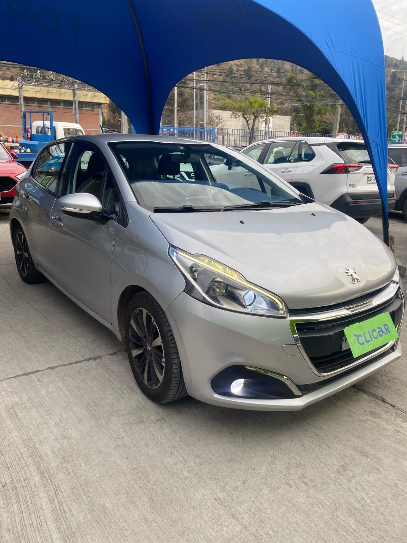 PEUGEOT