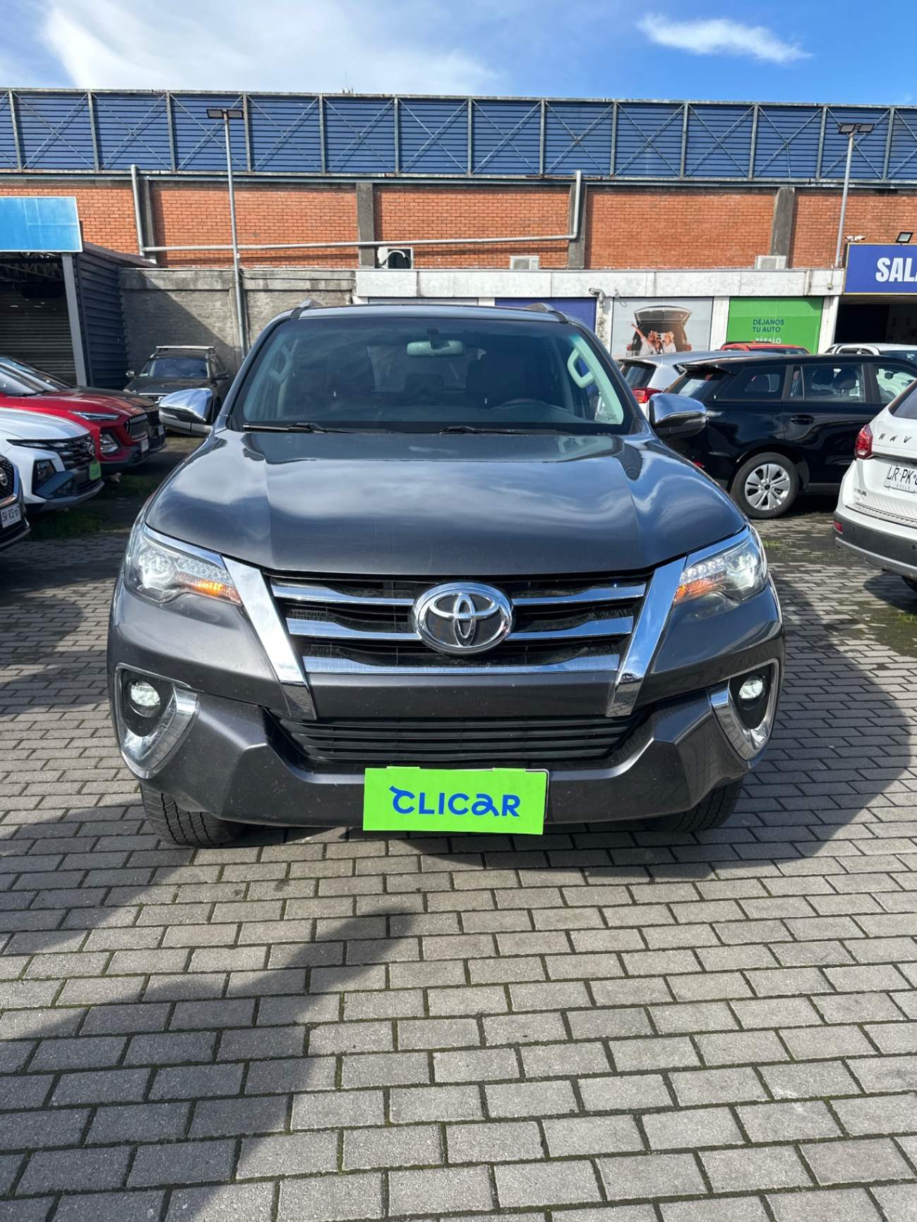 TOYOTA - 1