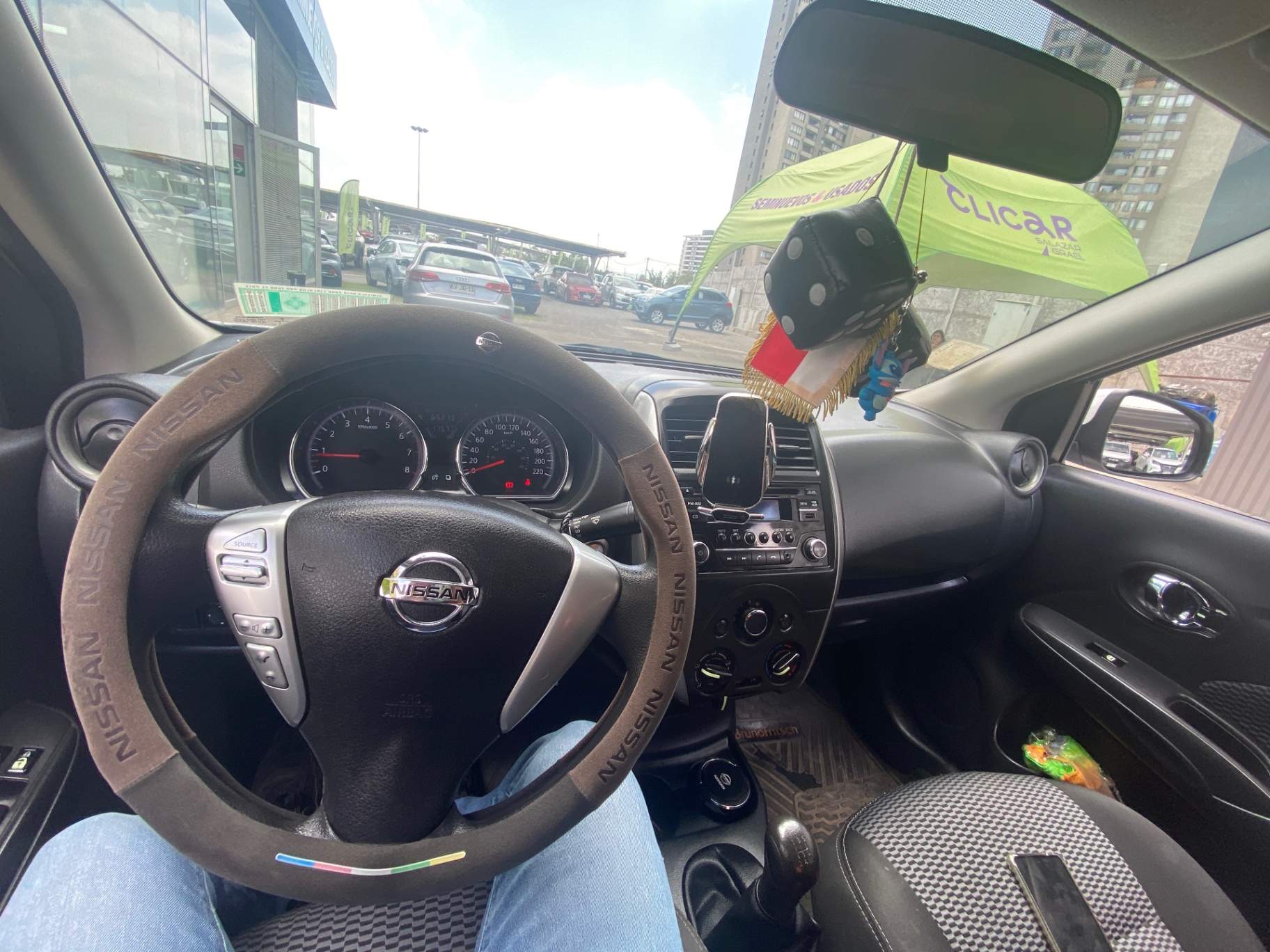 NISSAN - 2