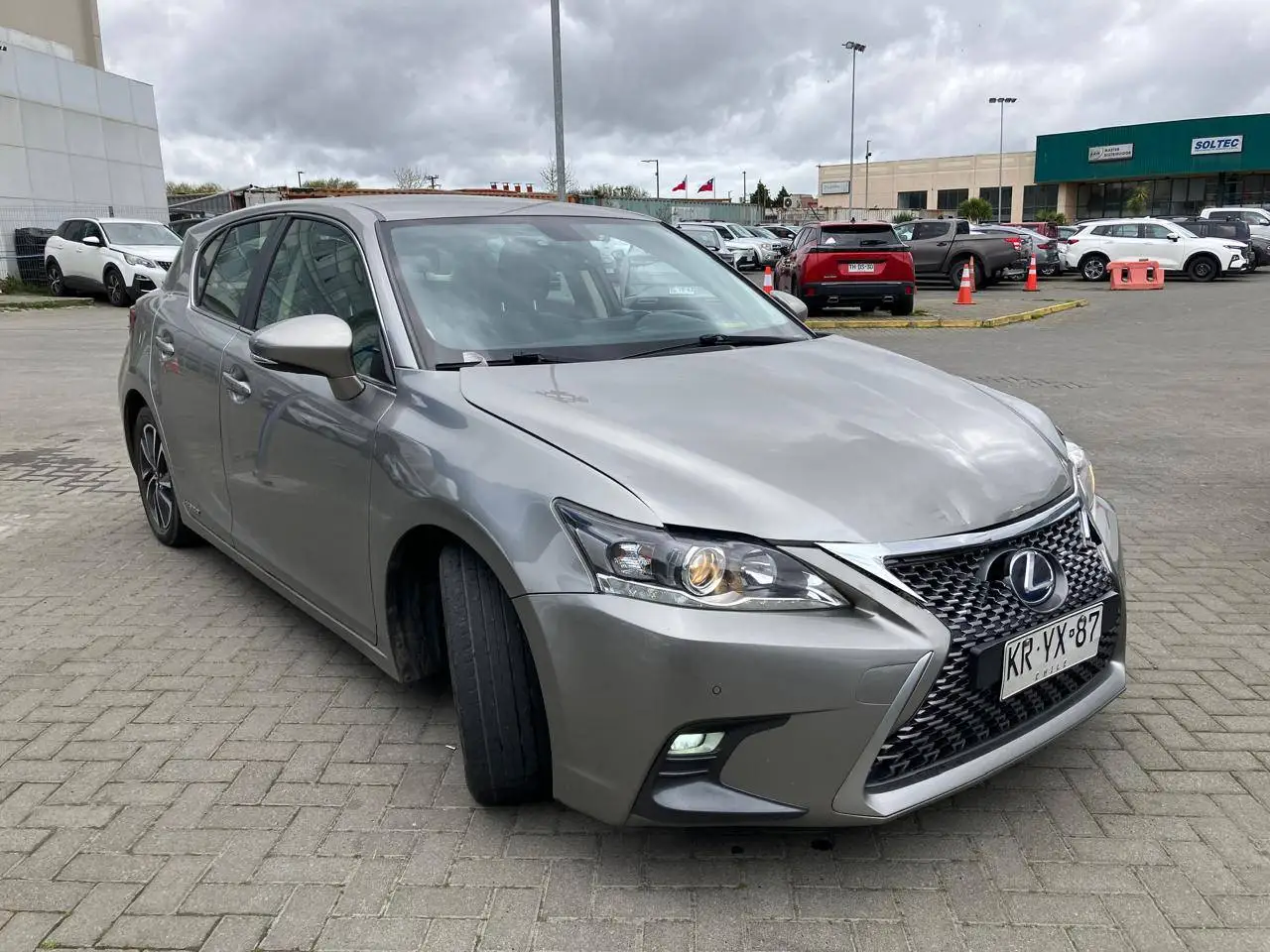 LEXUS