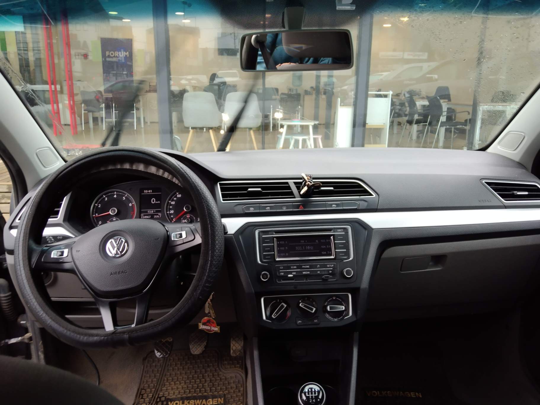VOLKSWAGEN - 2