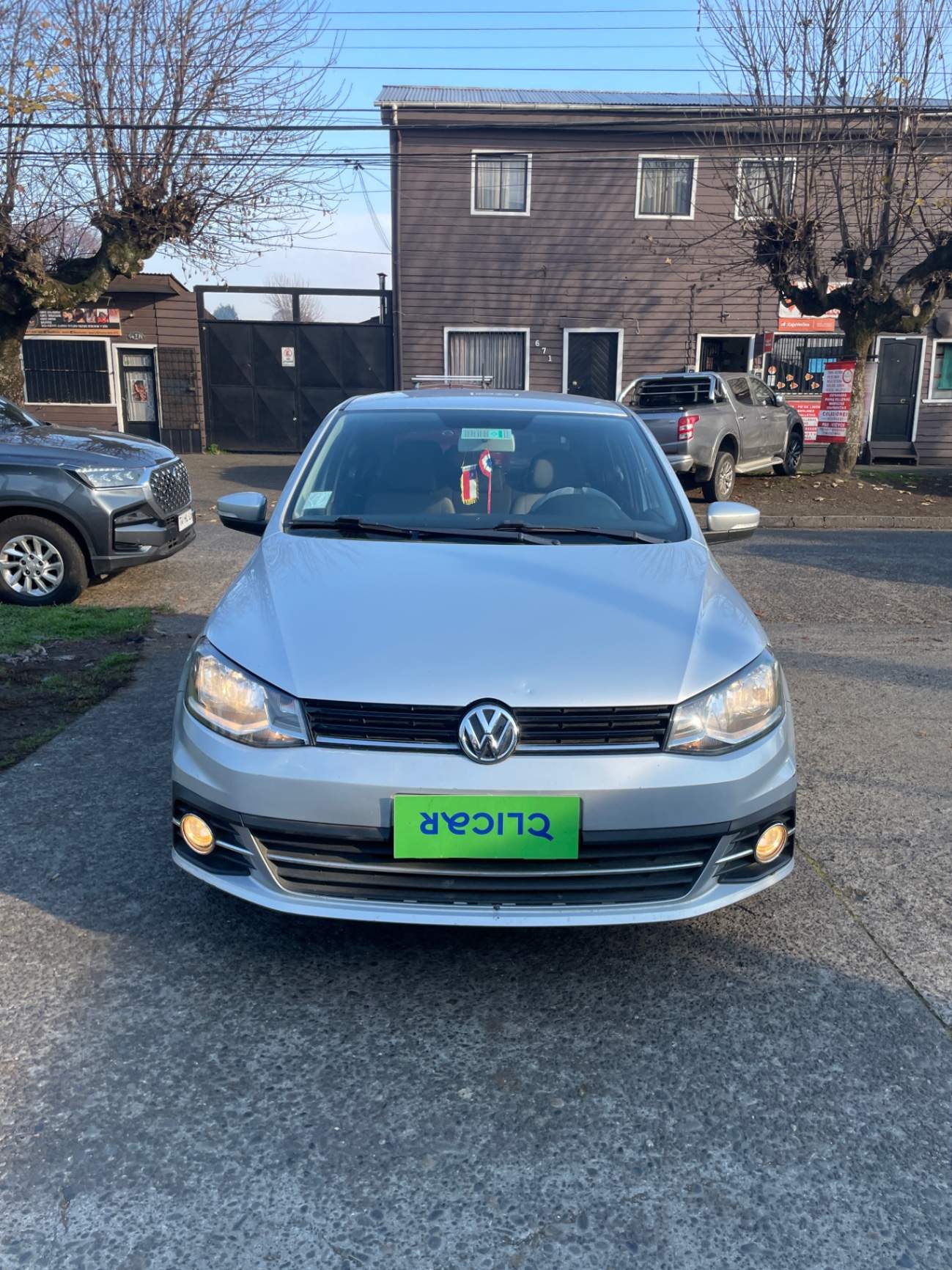 VOLKSWAGEN - 1