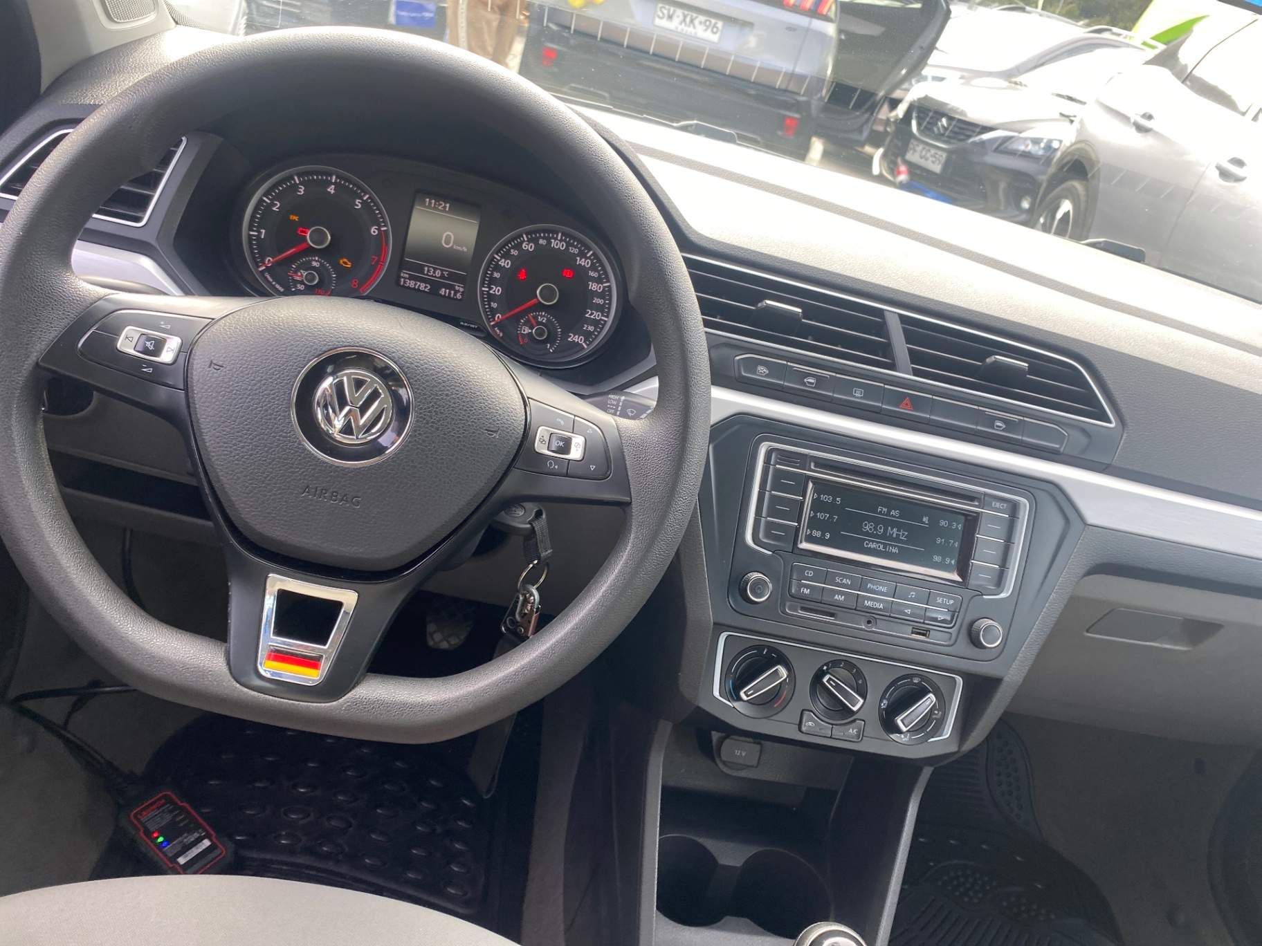 VOLKSWAGEN - 2