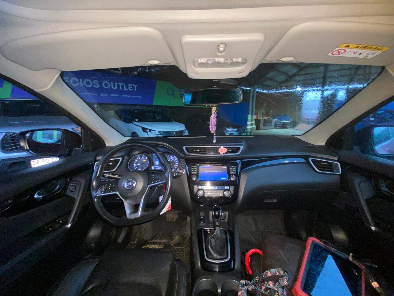 NISSAN - 2