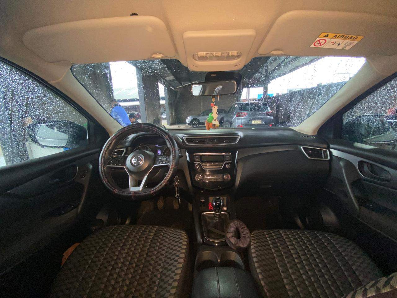 NISSAN - 2