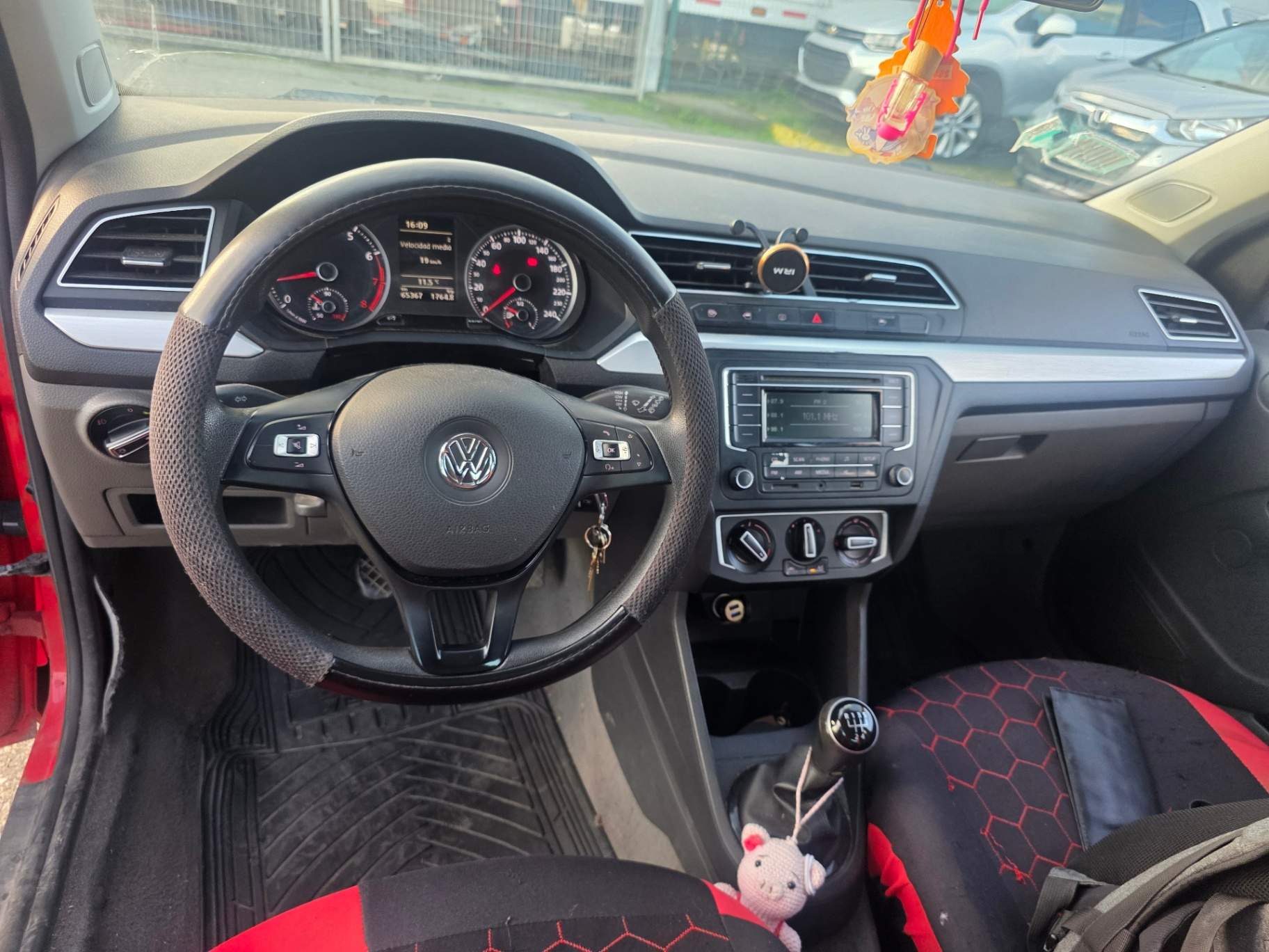 VOLKSWAGEN - 2