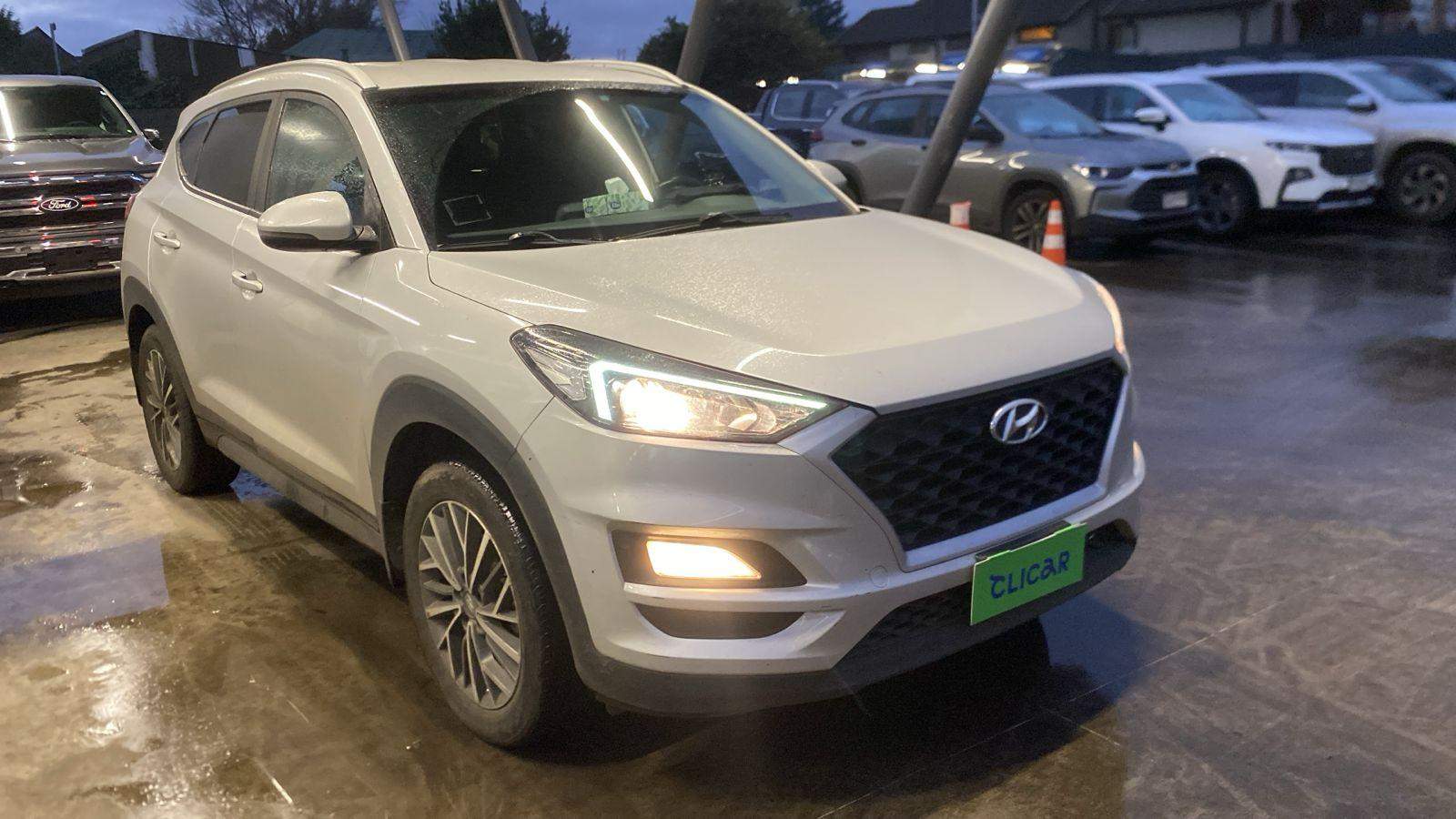 HYUNDAI - 3