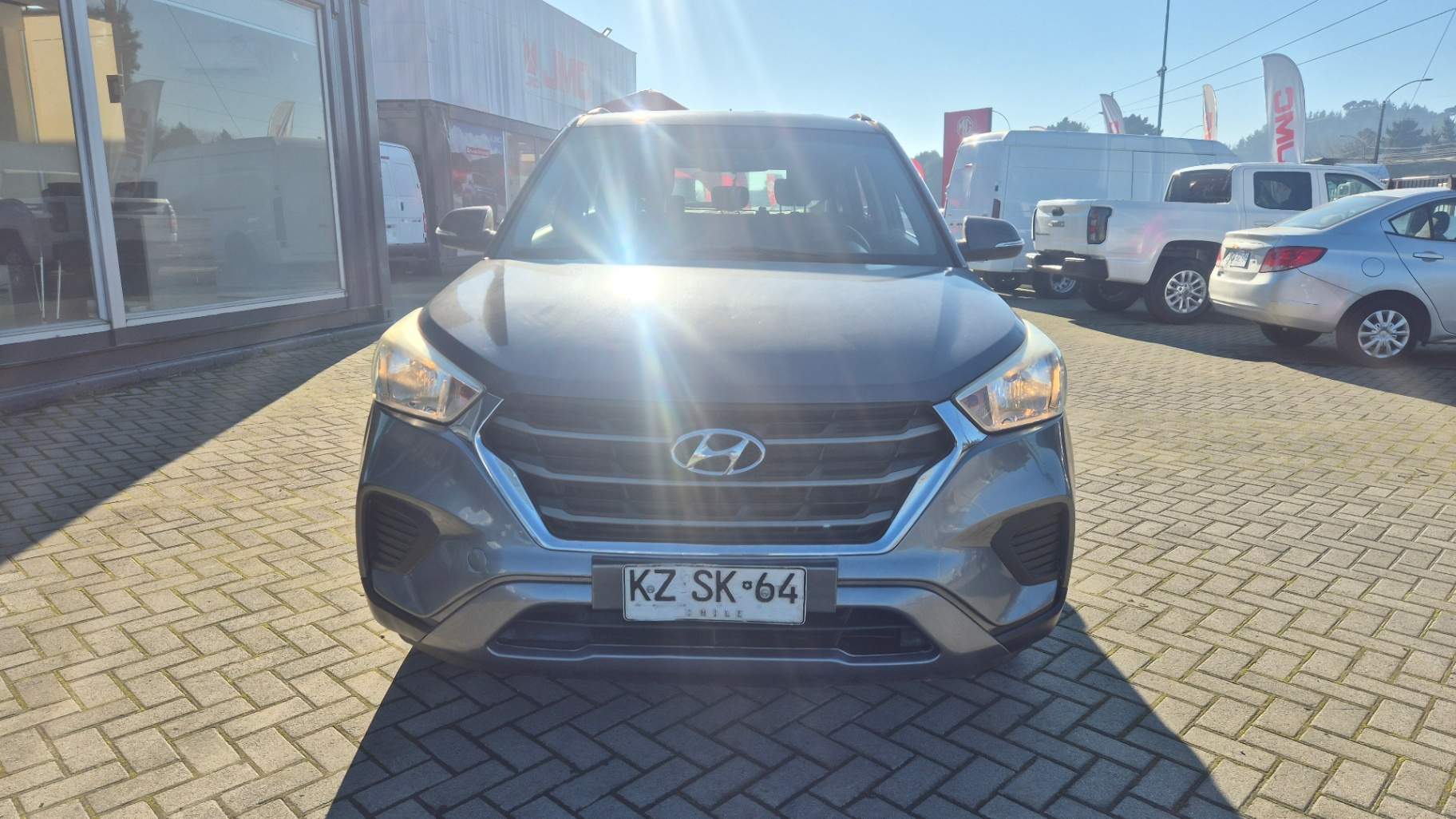 HYUNDAI