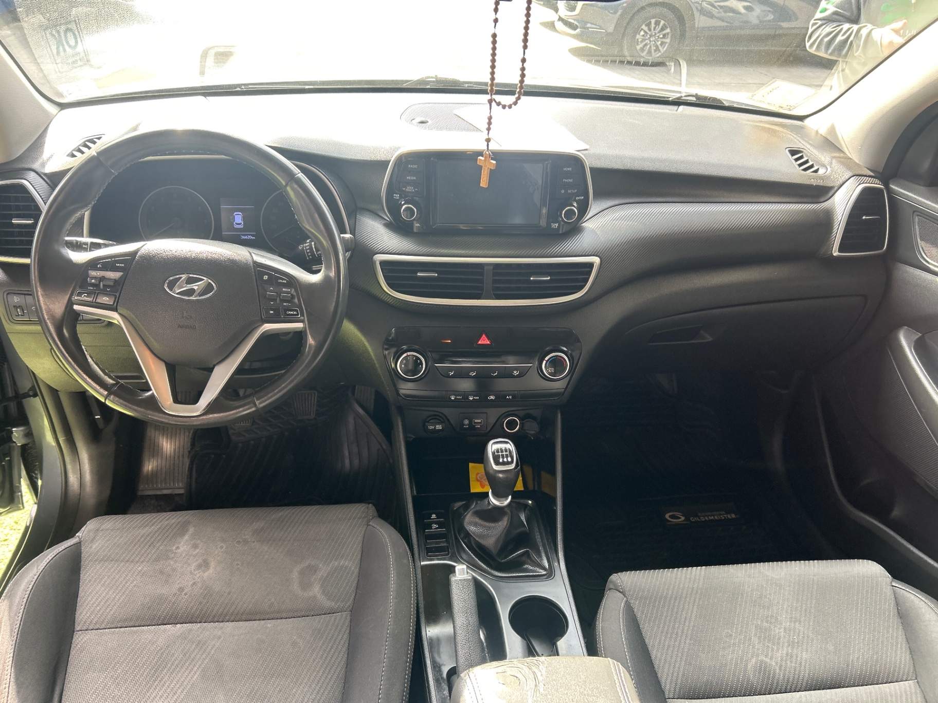 HYUNDAI - 2