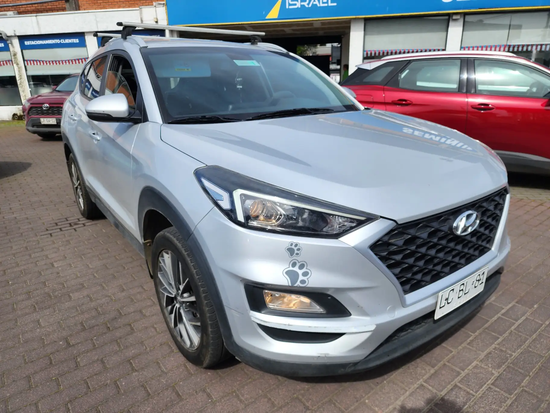 HYUNDAI