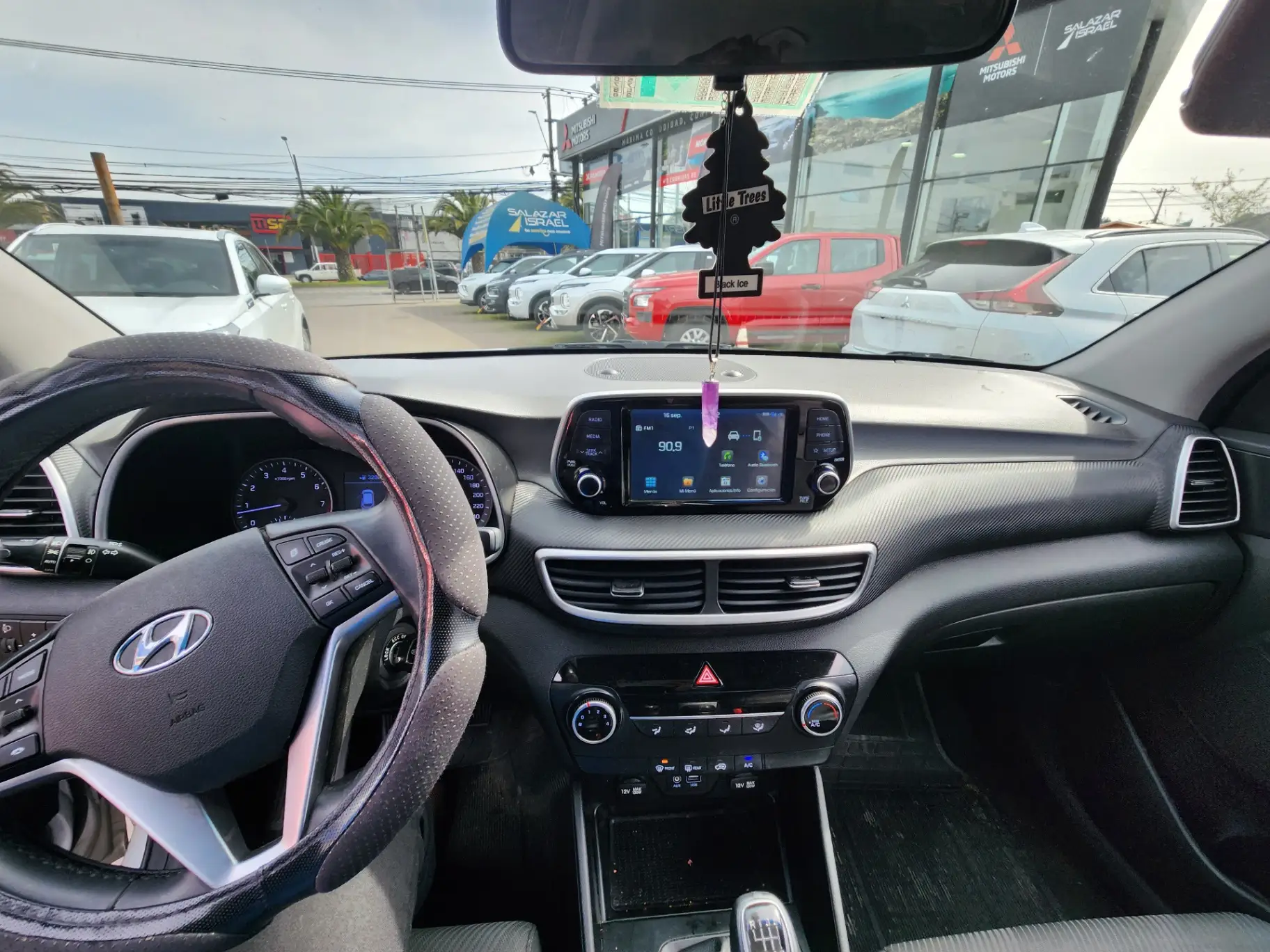 HYUNDAI - 2