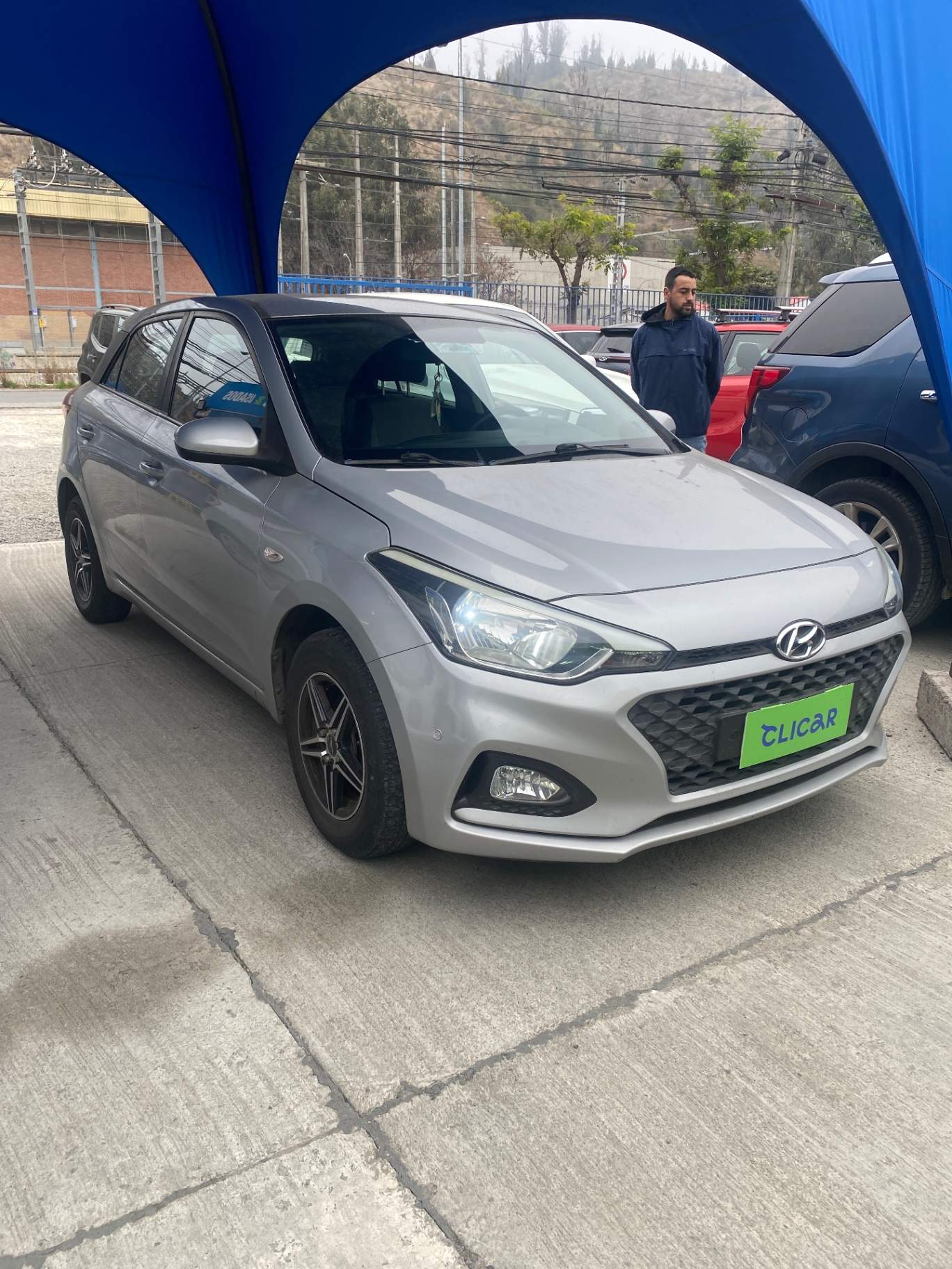 HYUNDAI