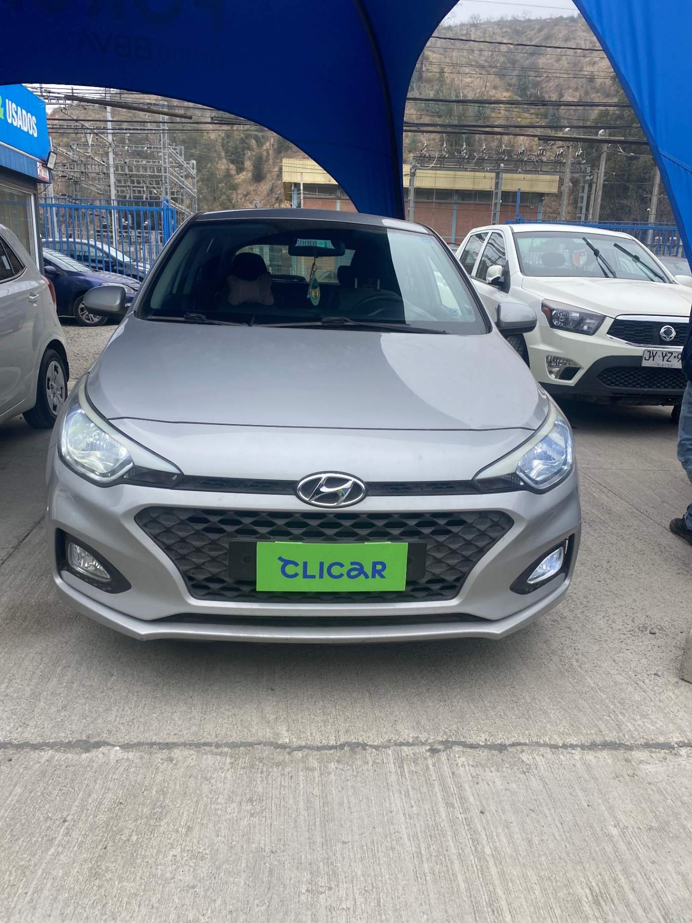 HYUNDAI - 1