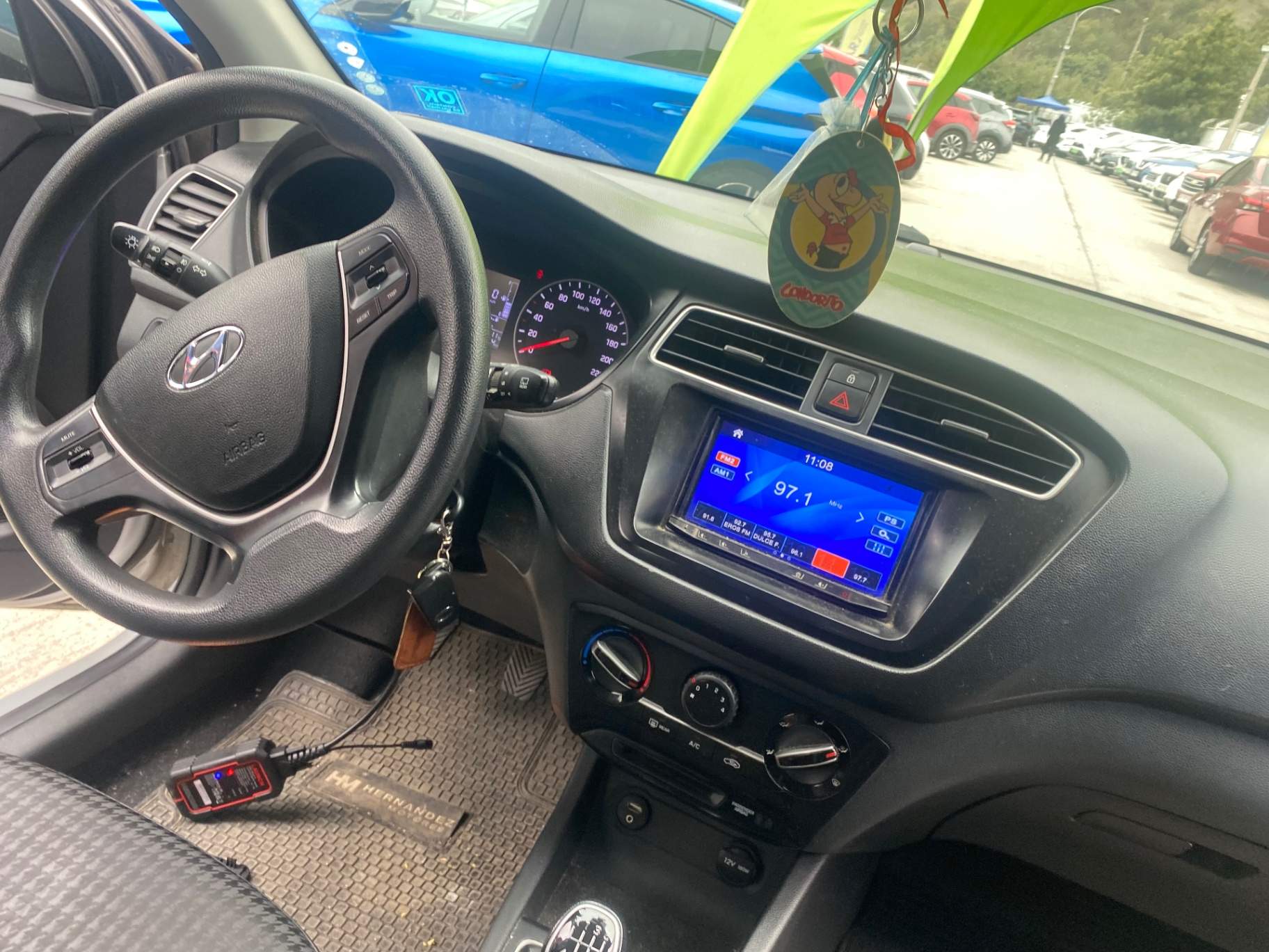 HYUNDAI - 2