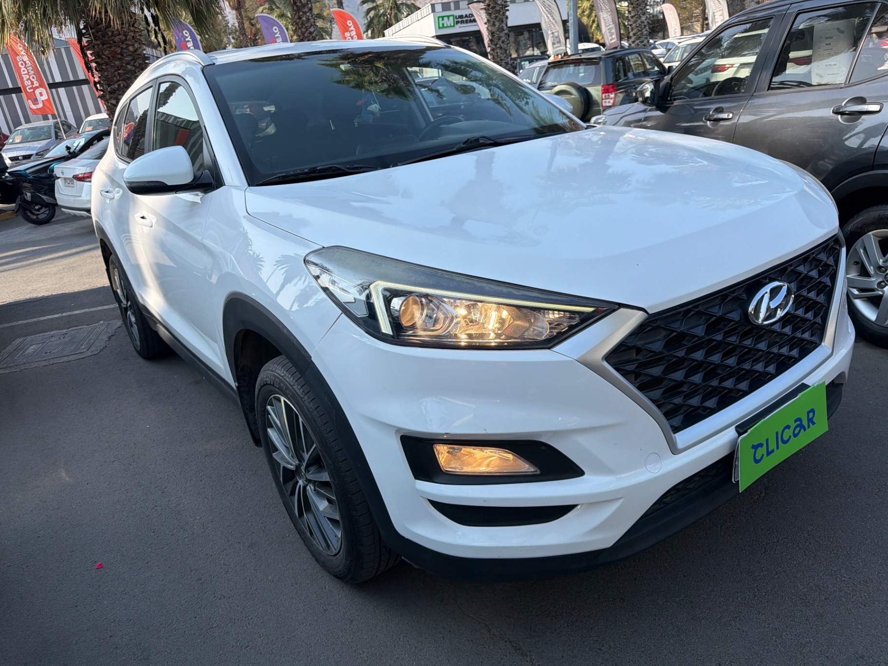 HYUNDAI