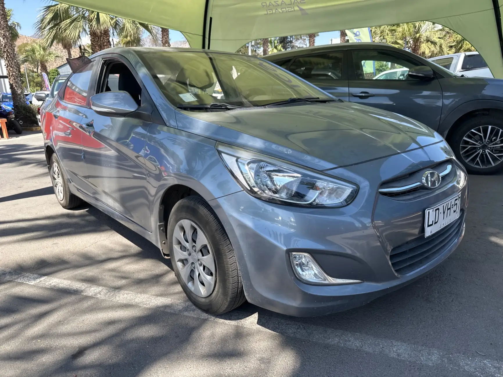 HYUNDAI