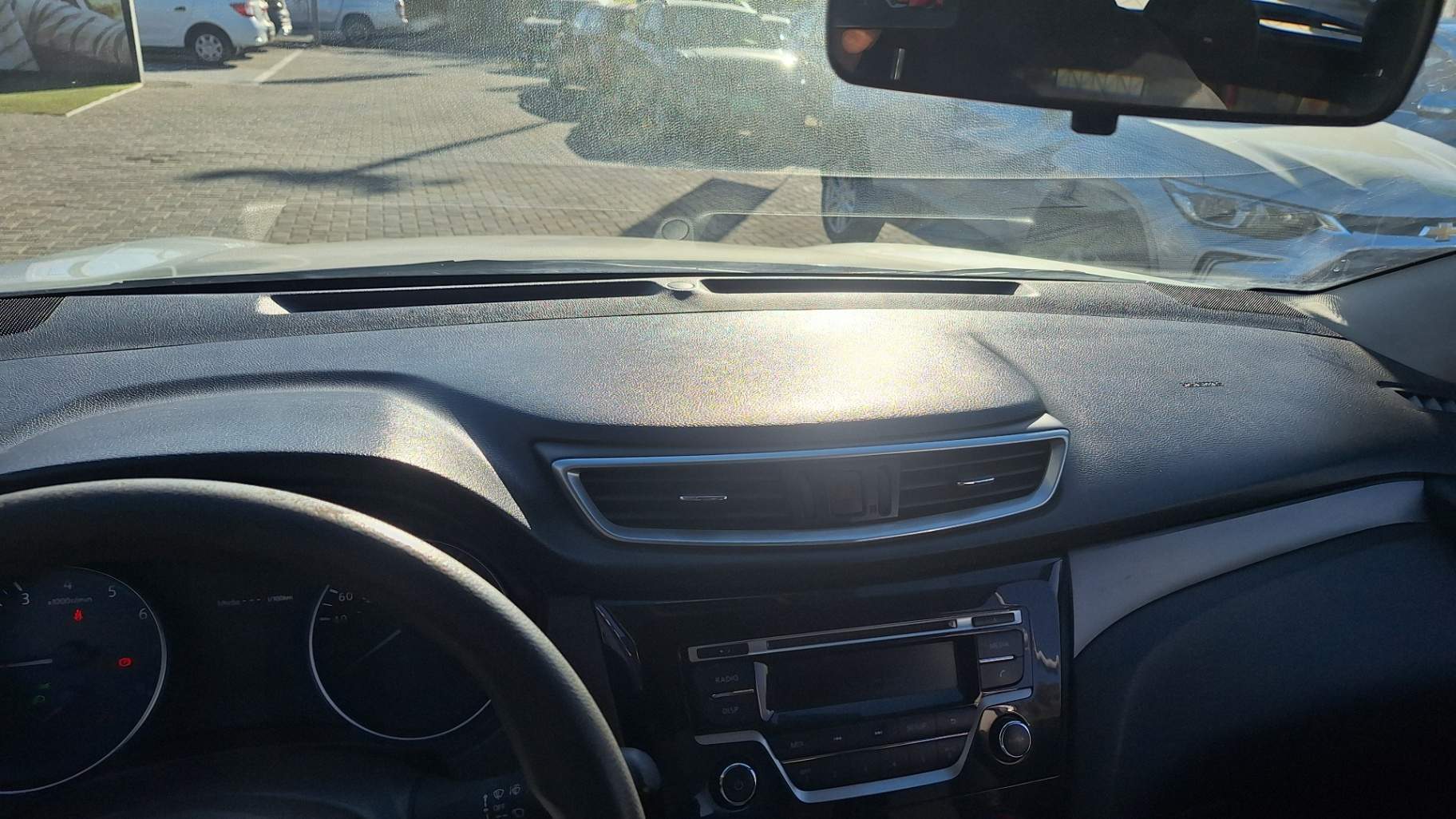 NISSAN - 2