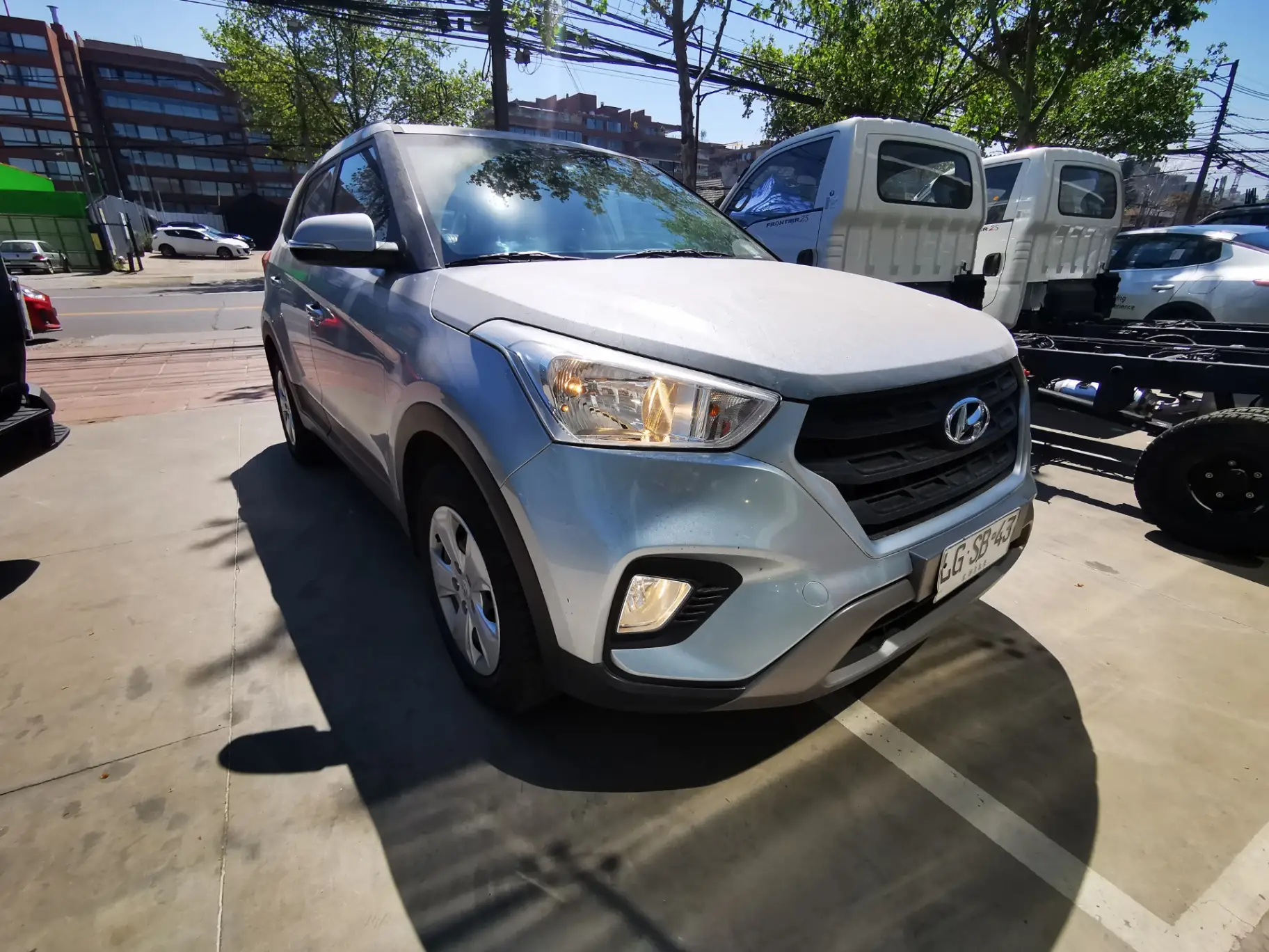 HYUNDAI