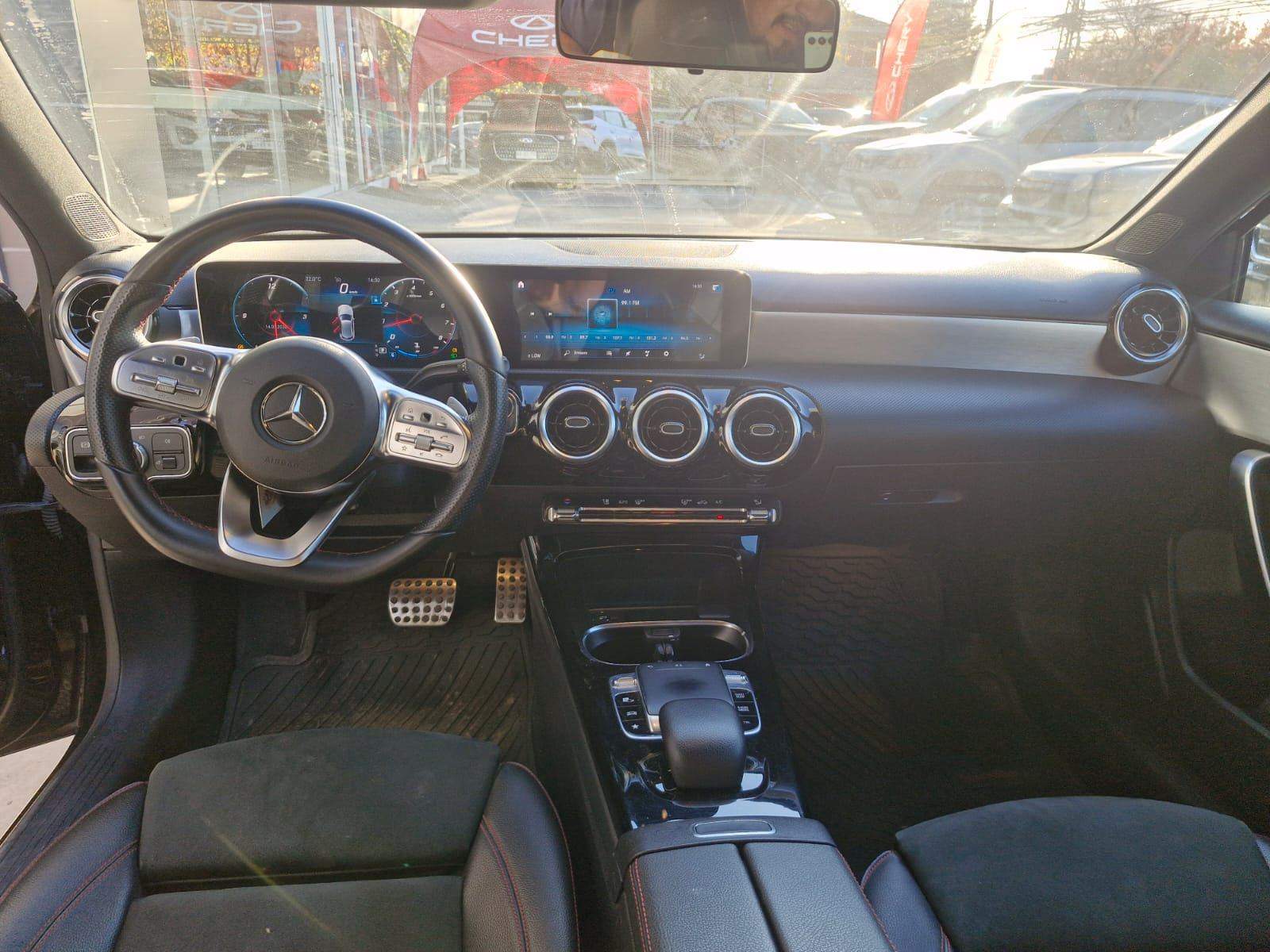MERCEDES BENZ - 2