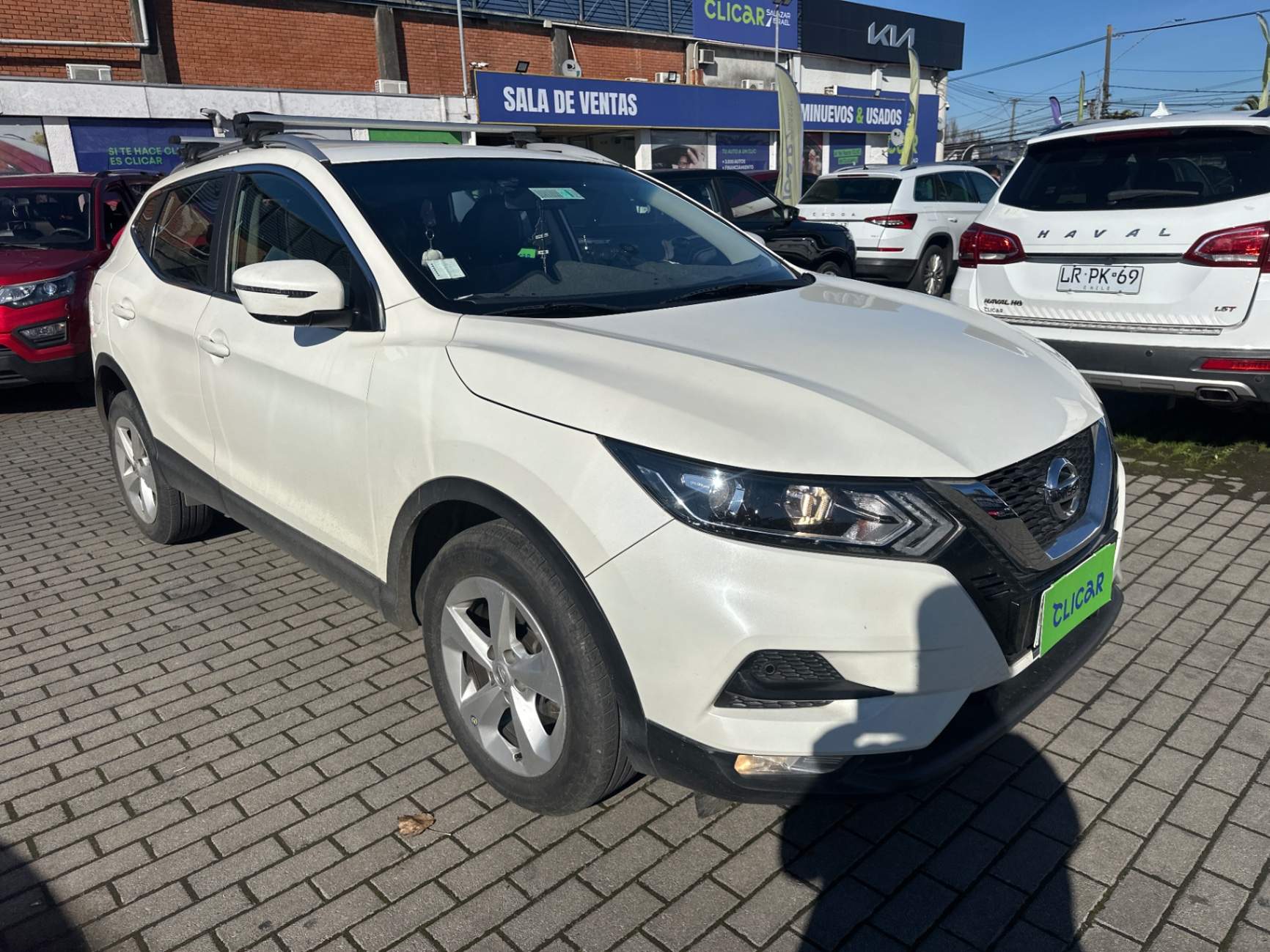 NISSAN