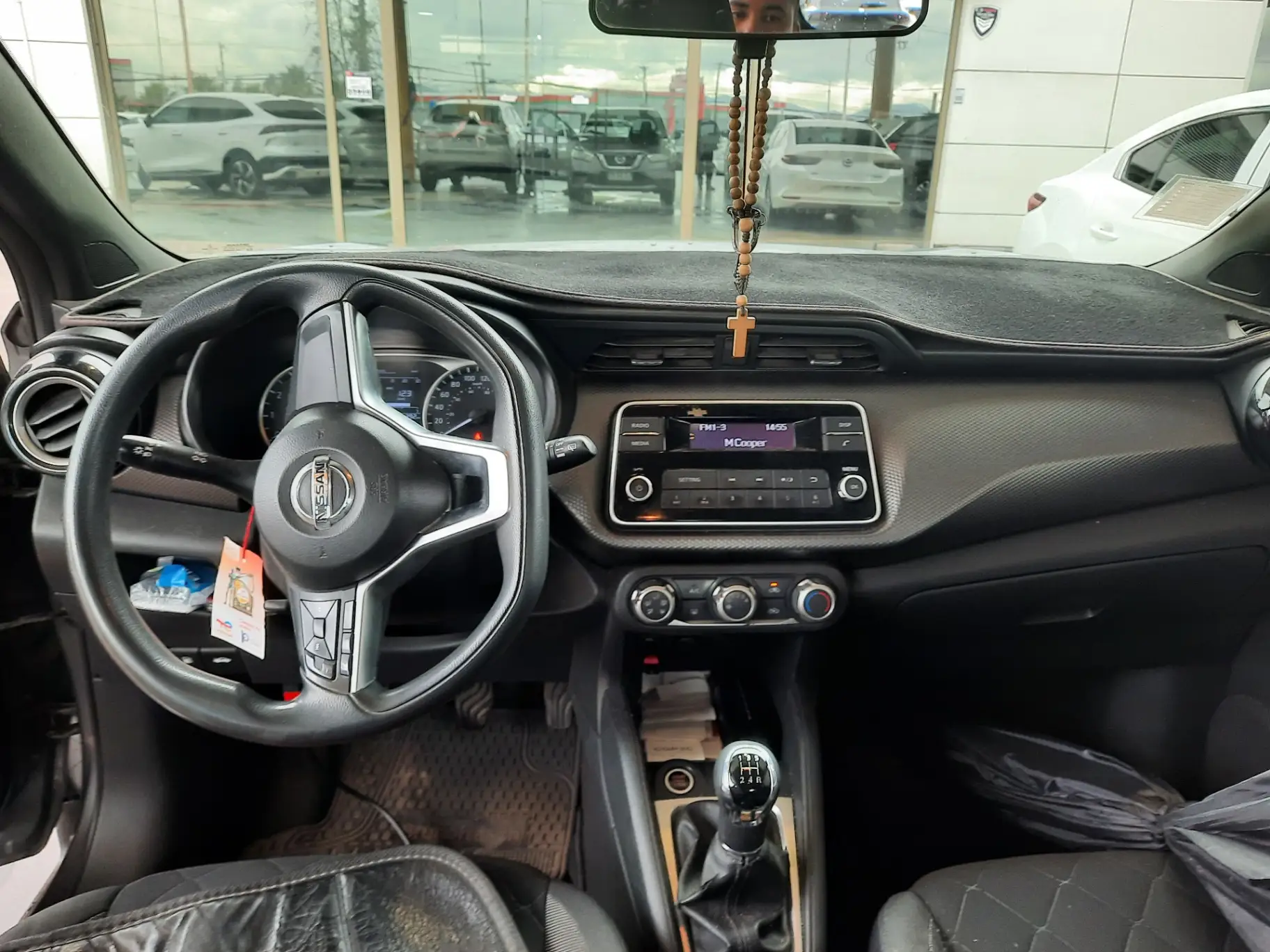 NISSAN - 2