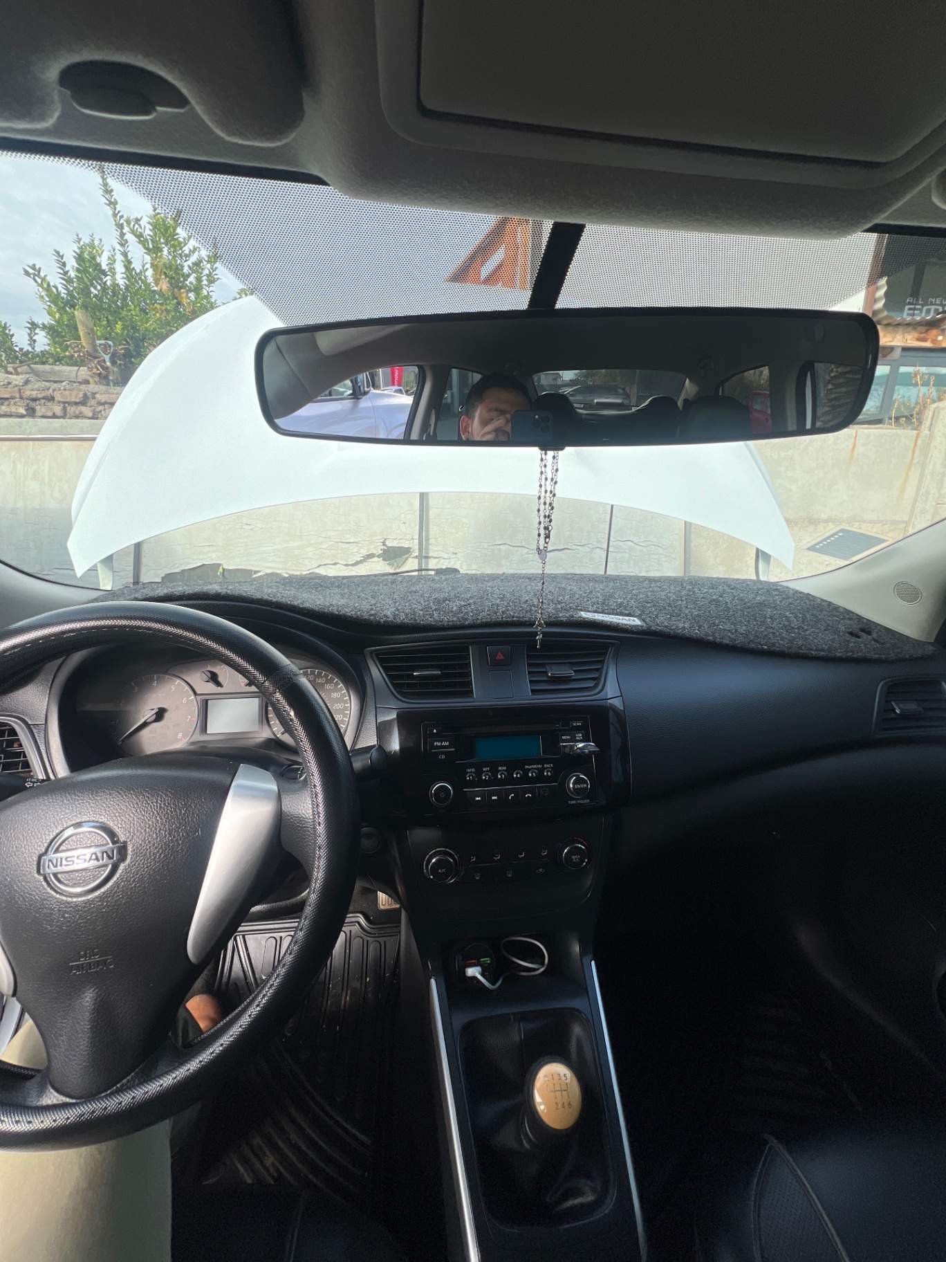NISSAN - 2