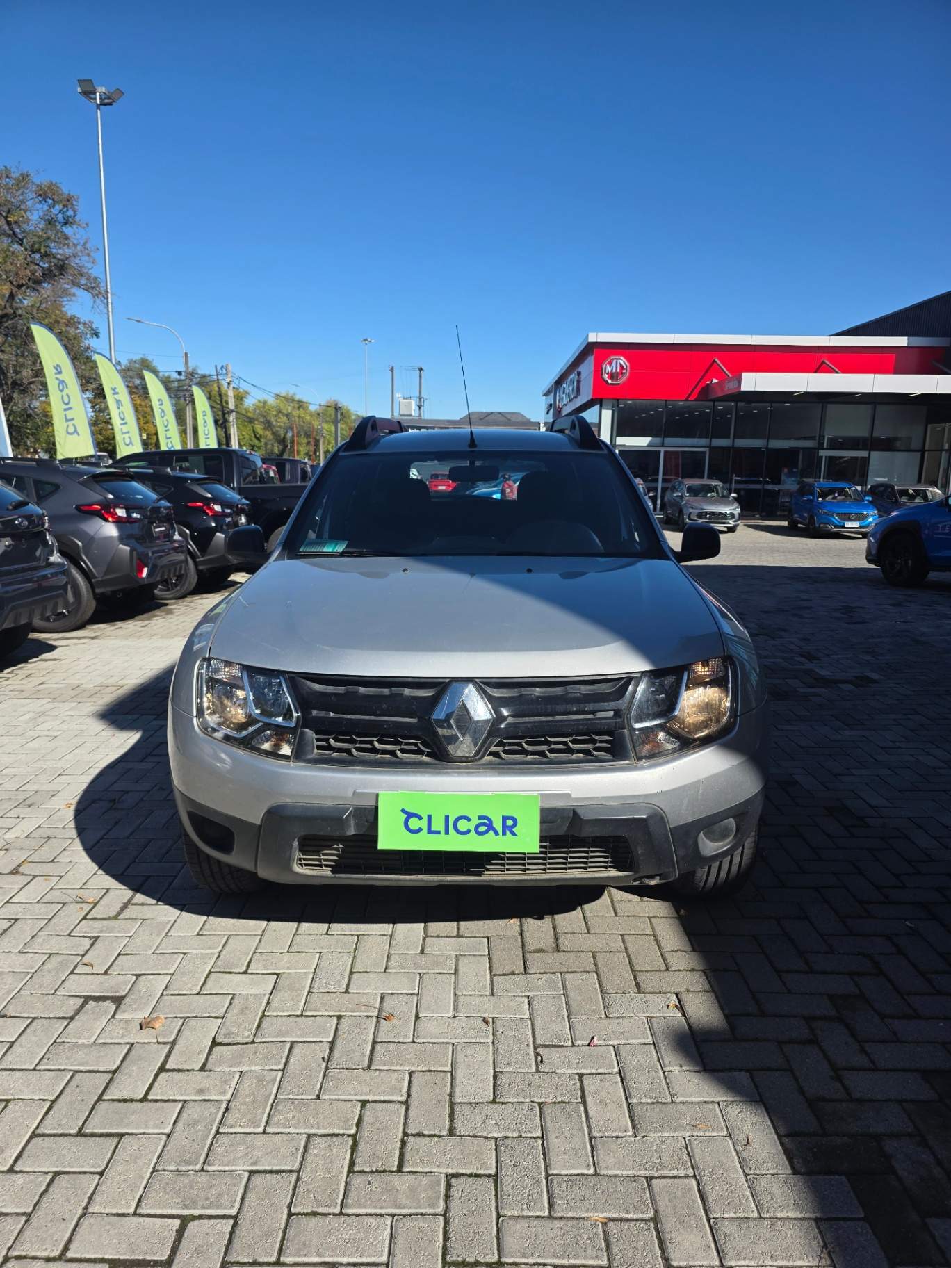 RENAULT - 1