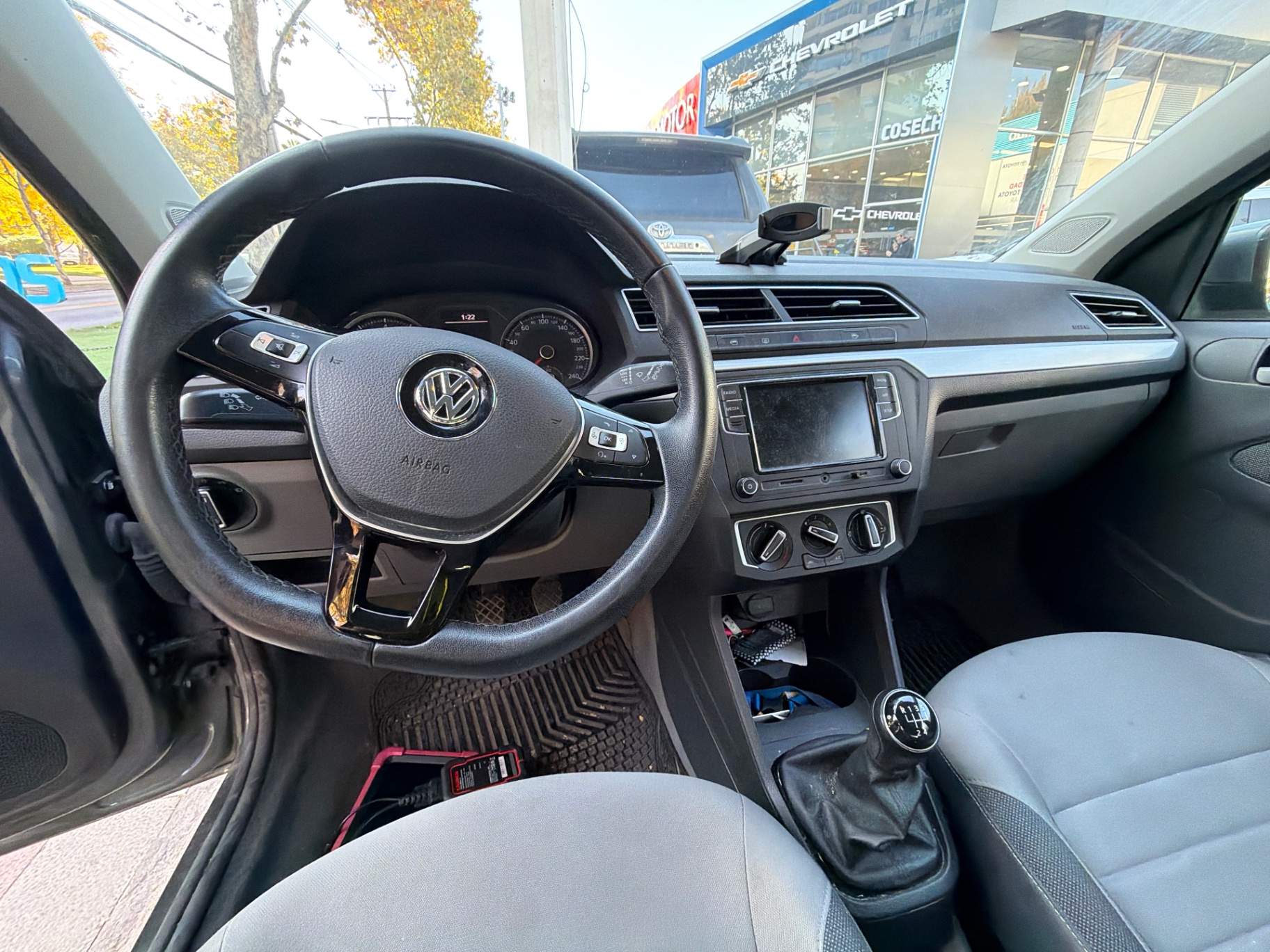 VOLKSWAGEN - 2
