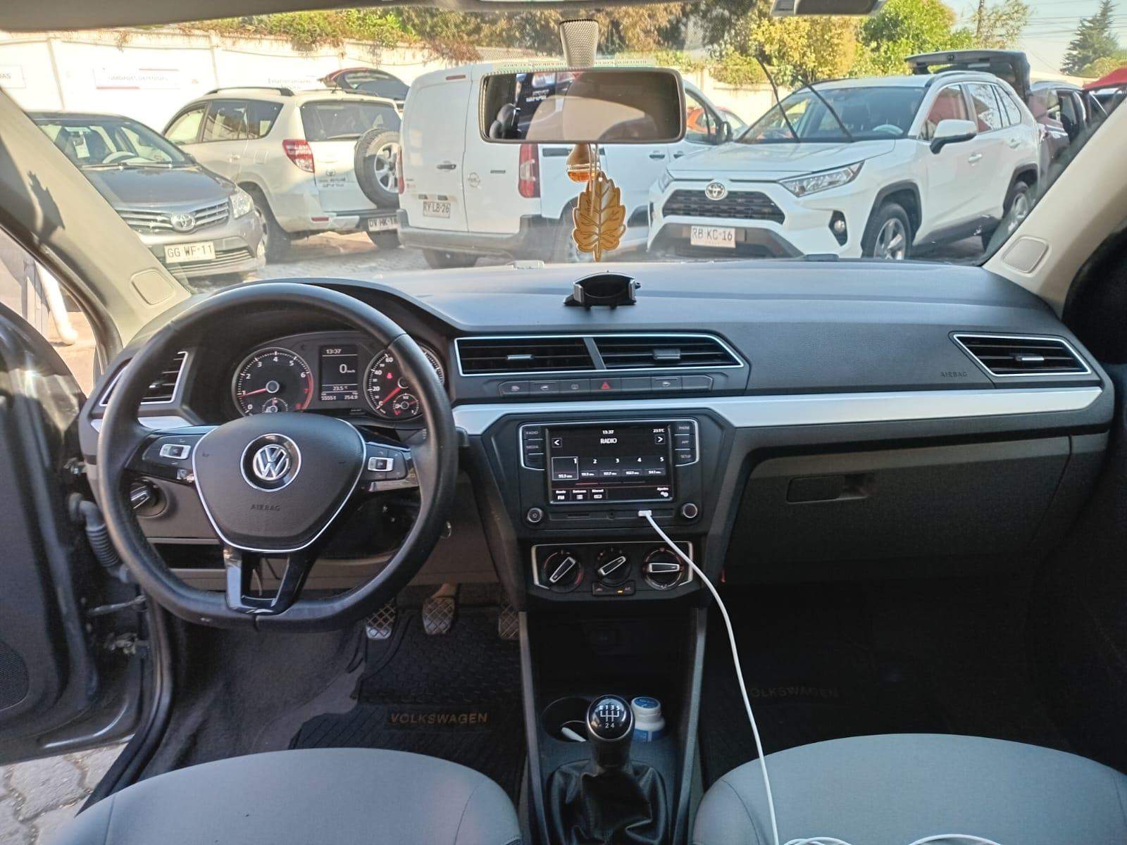 VOLKSWAGEN - 2