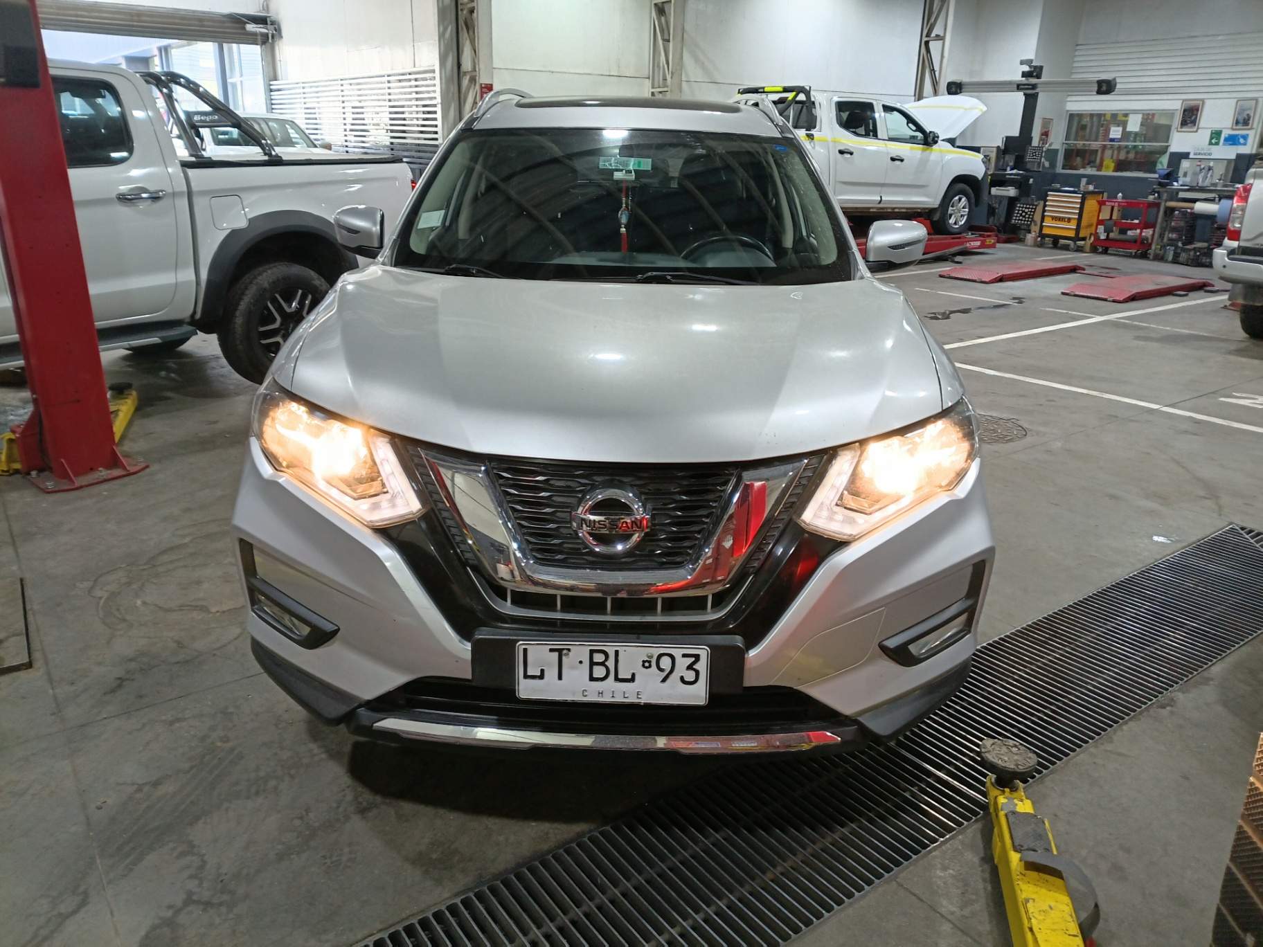 NISSAN - 1