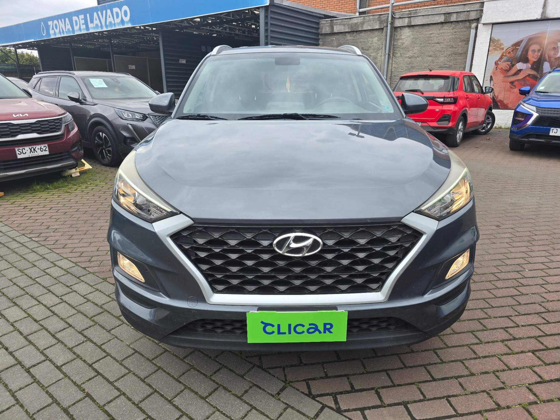 HYUNDAI - 1