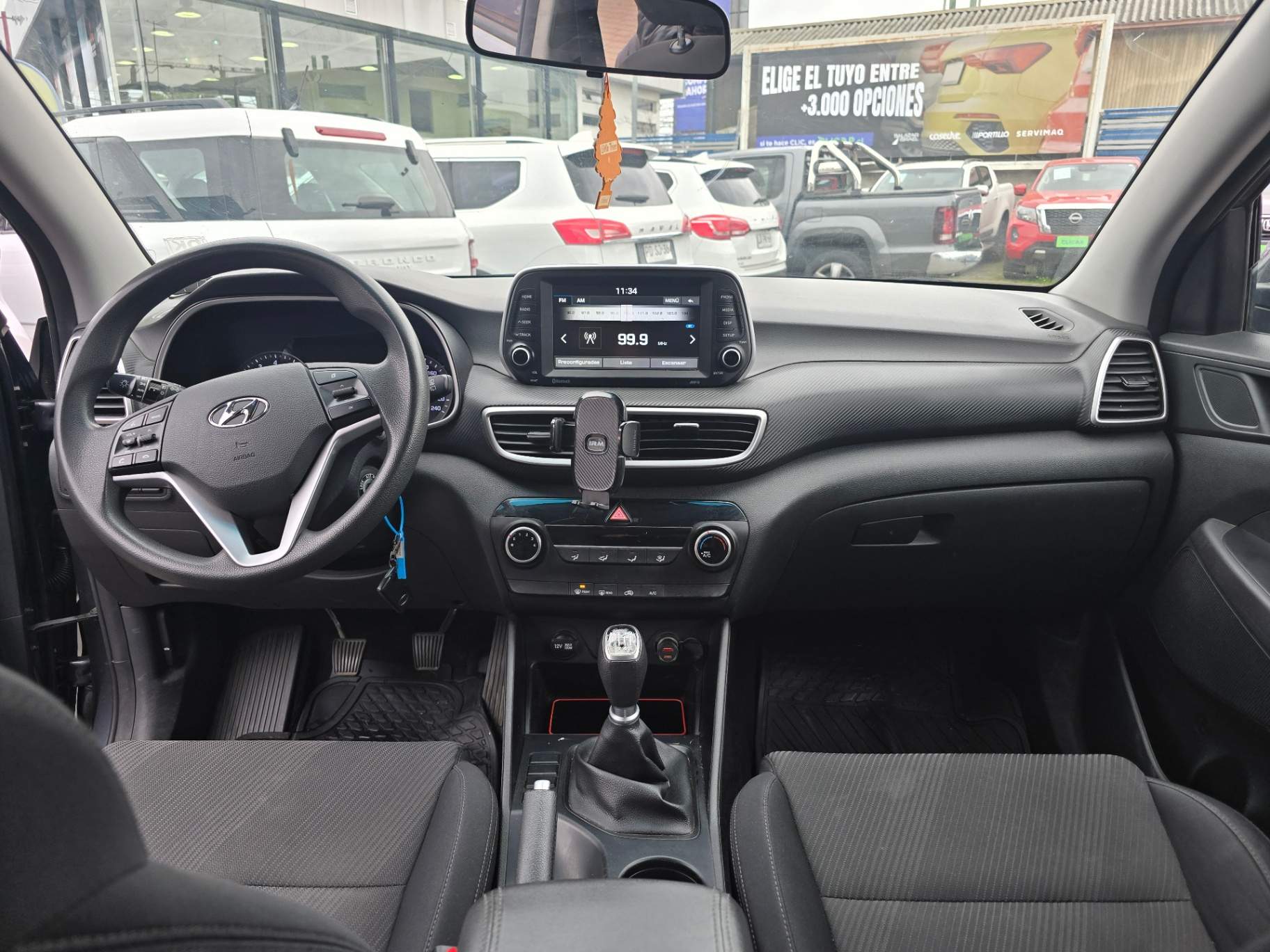 HYUNDAI - 2